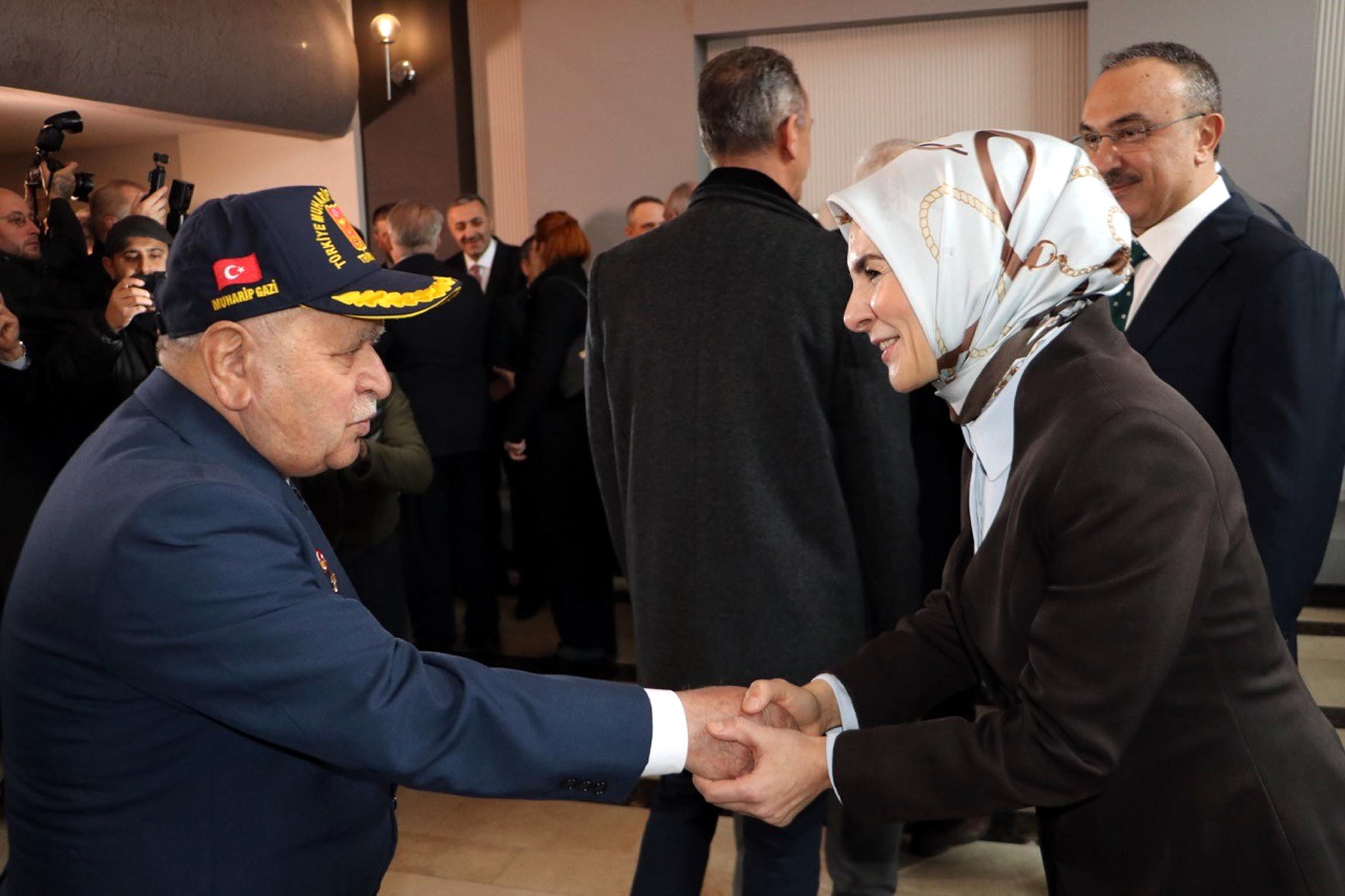 Bakan Göktaş: Herkesin Yanında Olmaya Devam Edeceğiz