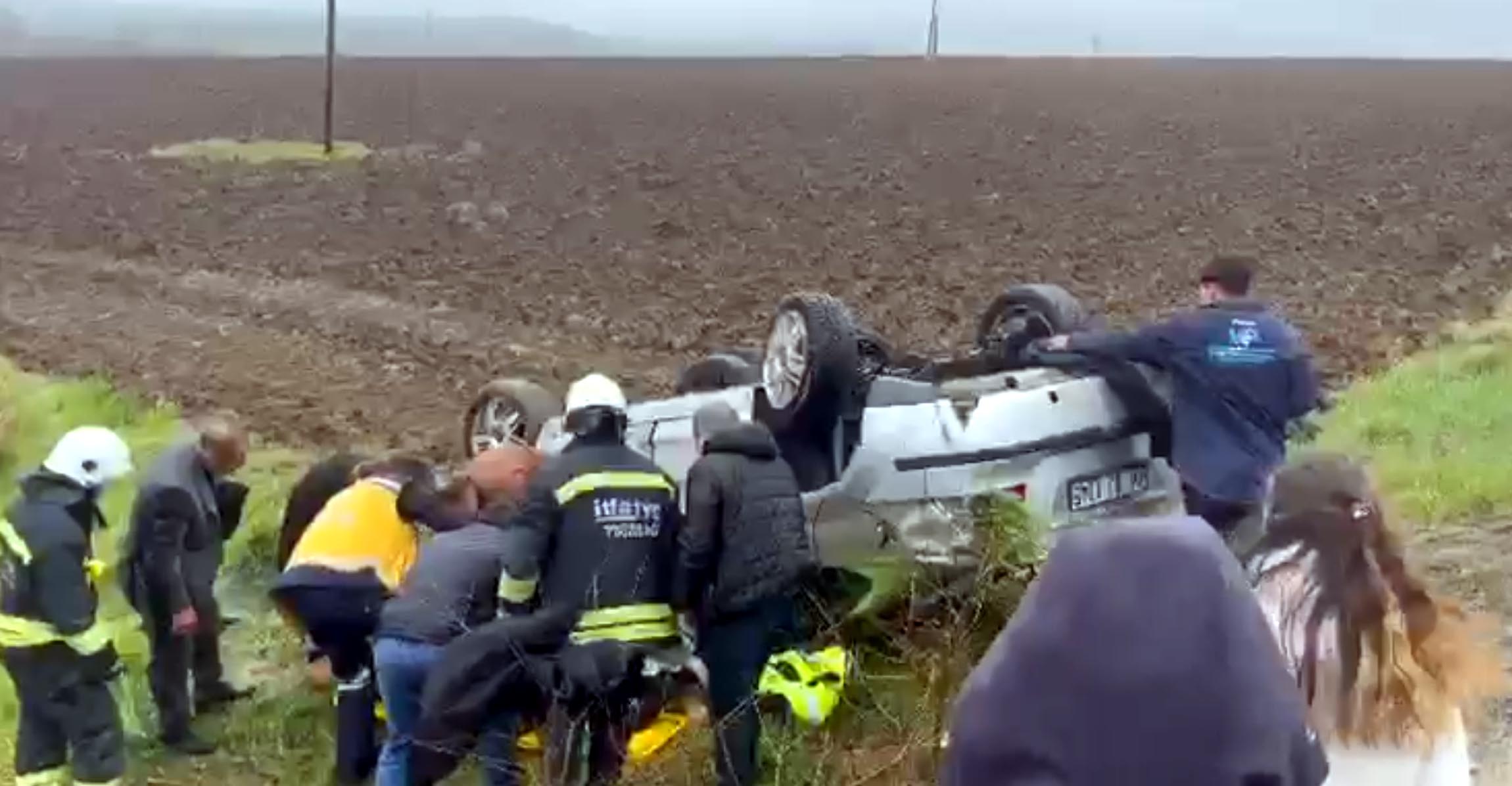 Tekirdağ'da otomobil takla attı: 3 yaralı