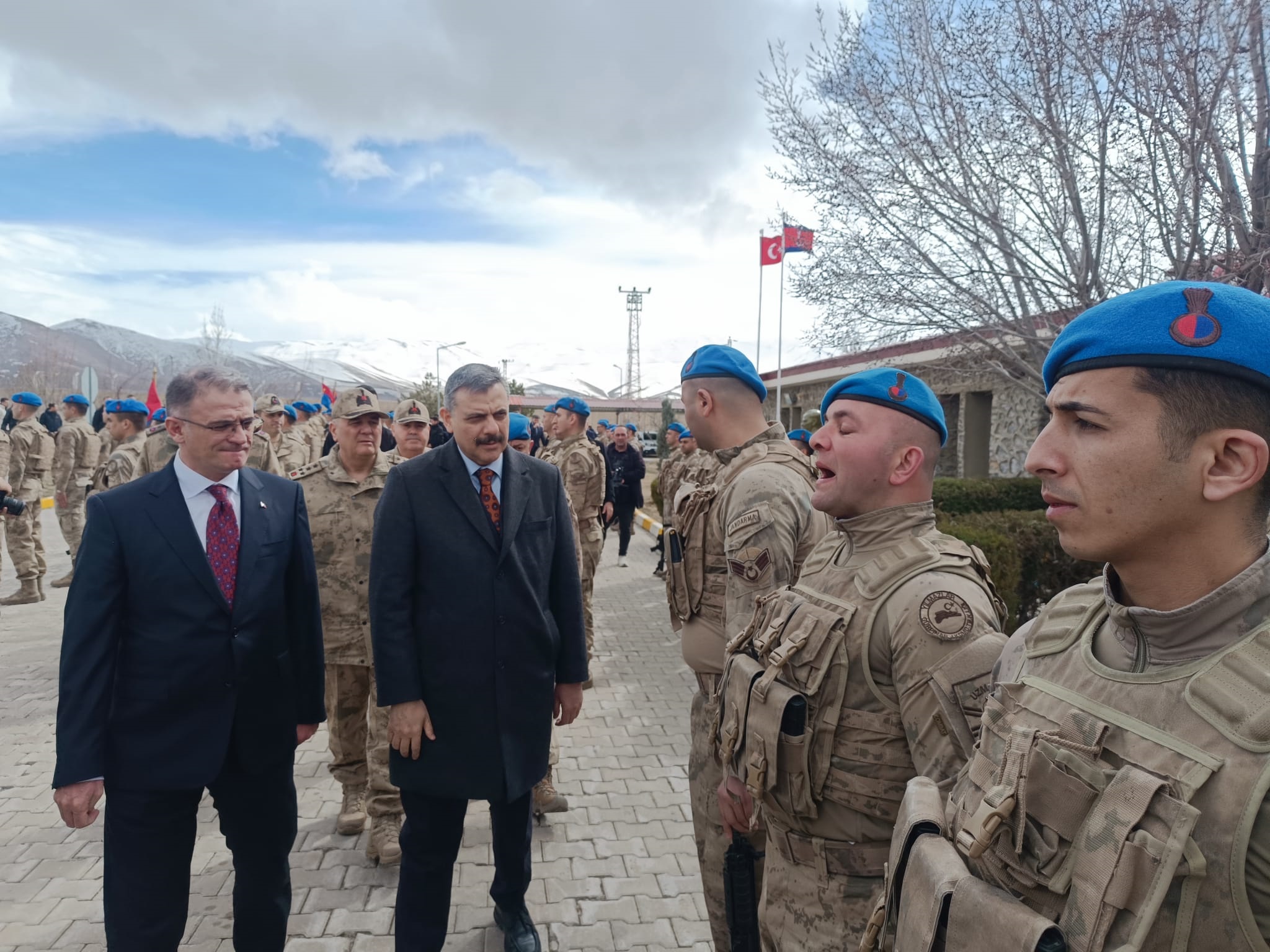 İçişleri Bakanı Çiftçi, Van'da Bayram Coşkusu Yaşadı