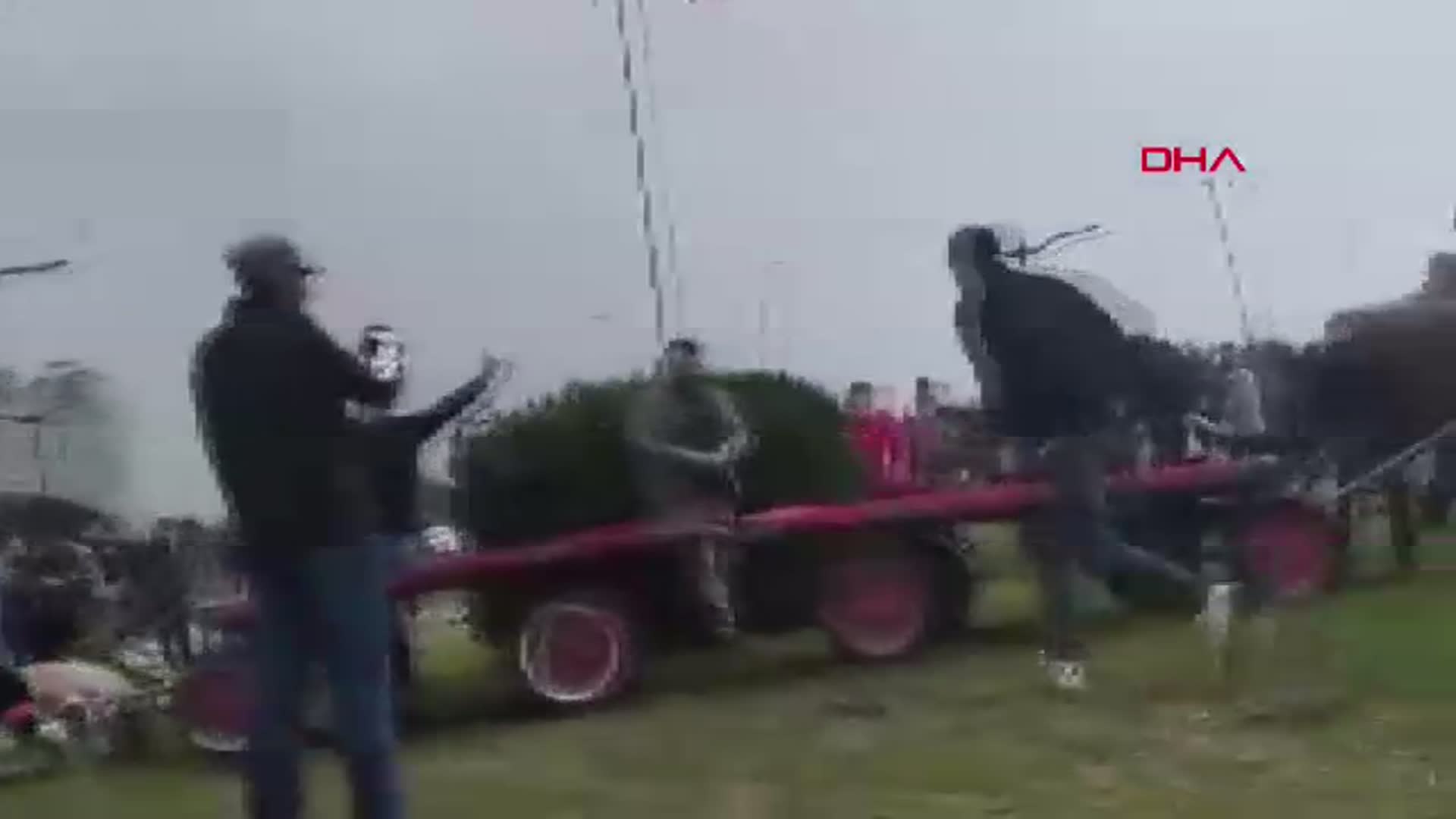 Adana'da Koşmayan Ata Şiddet Uygulandı