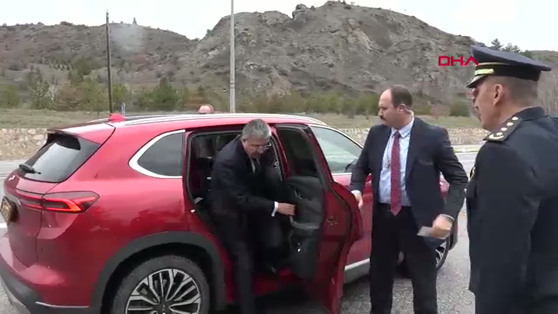 Eskişehir Valisi Bayramda Trafik Kontrol Noktalarını Ziyaret Etti