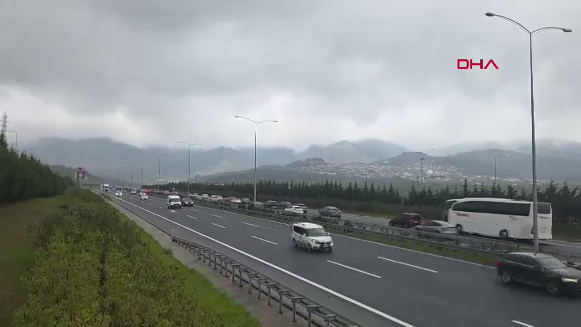 Bursa-Ankara Kara Yolunda Bayram Dönüşü Trafigi