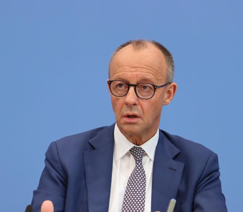 Friedrich Merz ve Donald Trump Arasında Telefon Görüşmesi