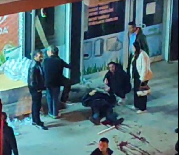 Ankara'da 'Yan Bakma' Kavgası: Bir Kişi Yaralandı