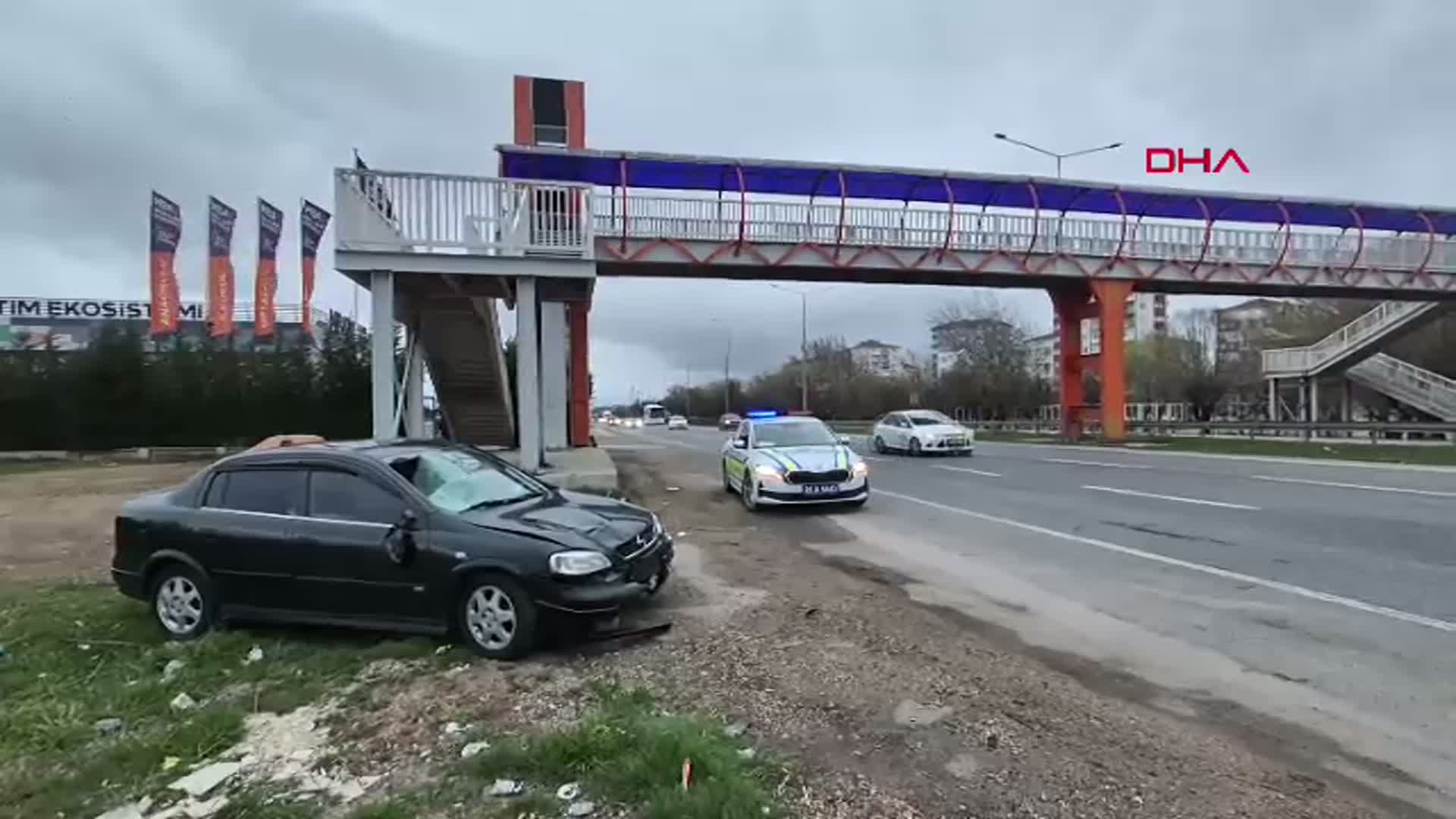 Eskişehir'de Üst Geçide Yakın Bir Noktada Yaya Hayatını Kaybetti