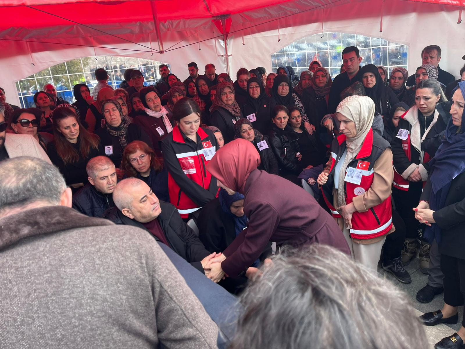 Katar'da Şehit Olan ASELSAN Teknisyenleri Son Yolculuklarına Uğurlandı