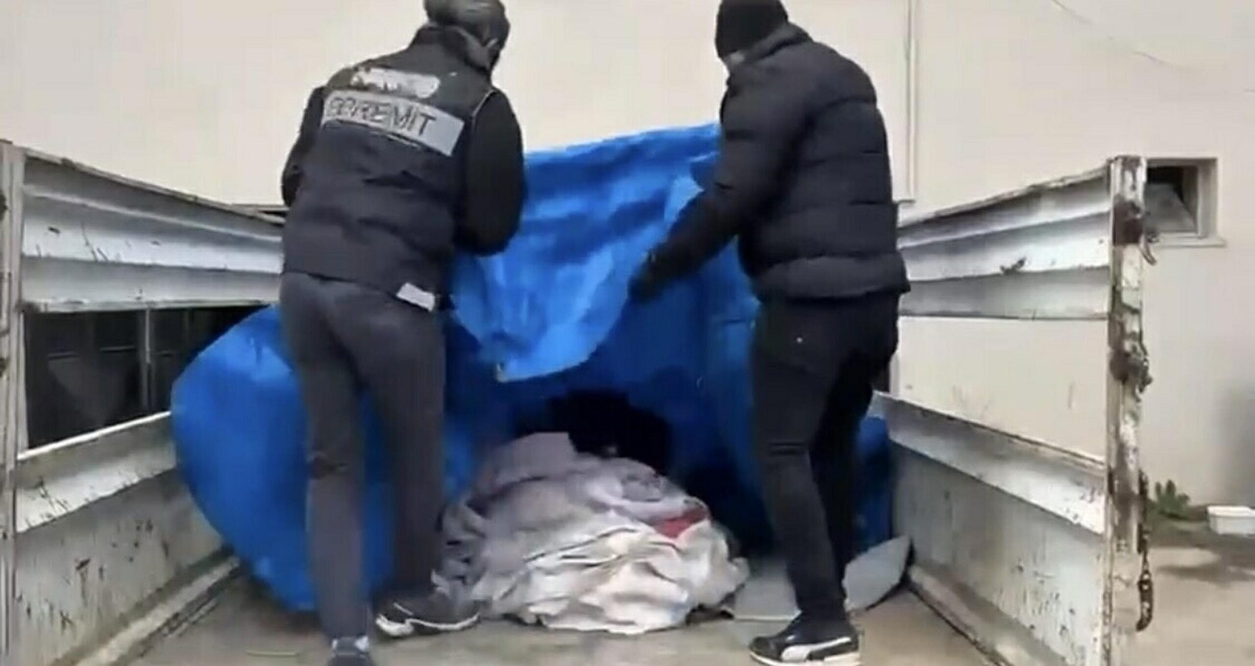 Balıkesir'de 42 Bin 600 Sentetik Ecza Hapı Ele Geçirildi