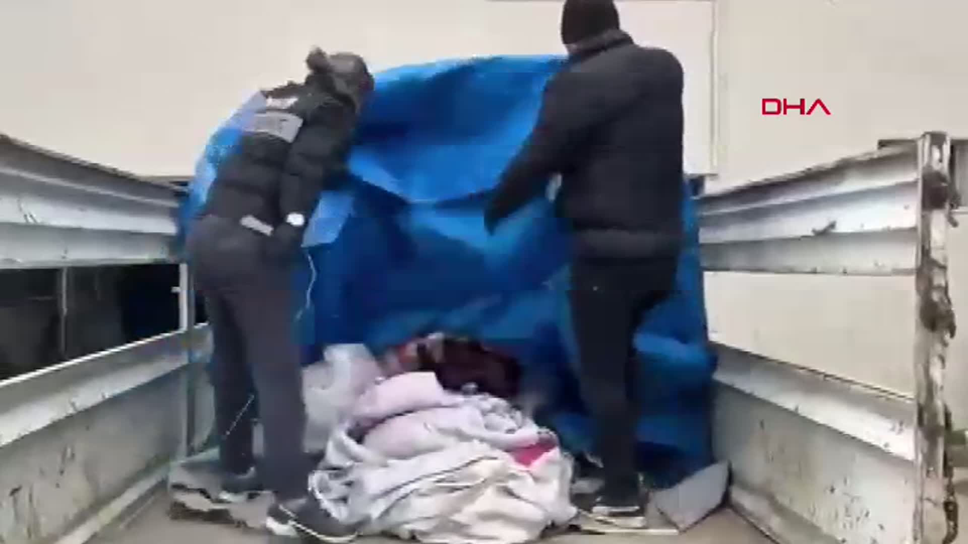 Balıkesir'de 42 Bin 600 Sentetik Ecza Hapı Ele Geçirildi