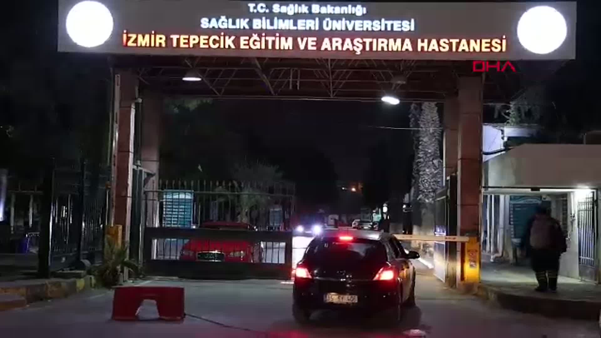 İzmir'de Bıçaklı Saldırı: Müzisyen Emre Duman Hayatını Kaybetti
