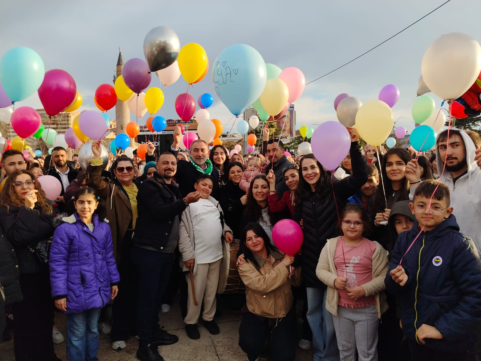 Alya için Balonlar Gökyüzüne Bırakıldı: SMA Hastası Küçük Kızın Hayali Gerçekleşiyor