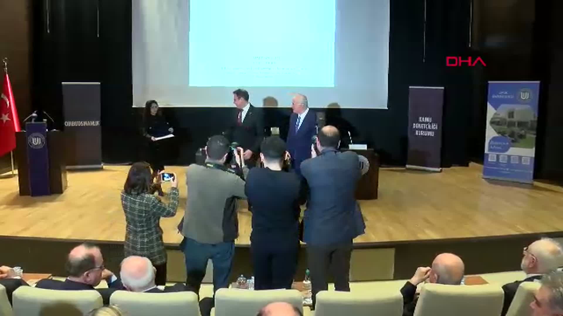 Kamu Başdenetçisi Akarca, Uyuşmazlıkların Mahkemeye Taşınmaması Gerektiğini Vurguladı