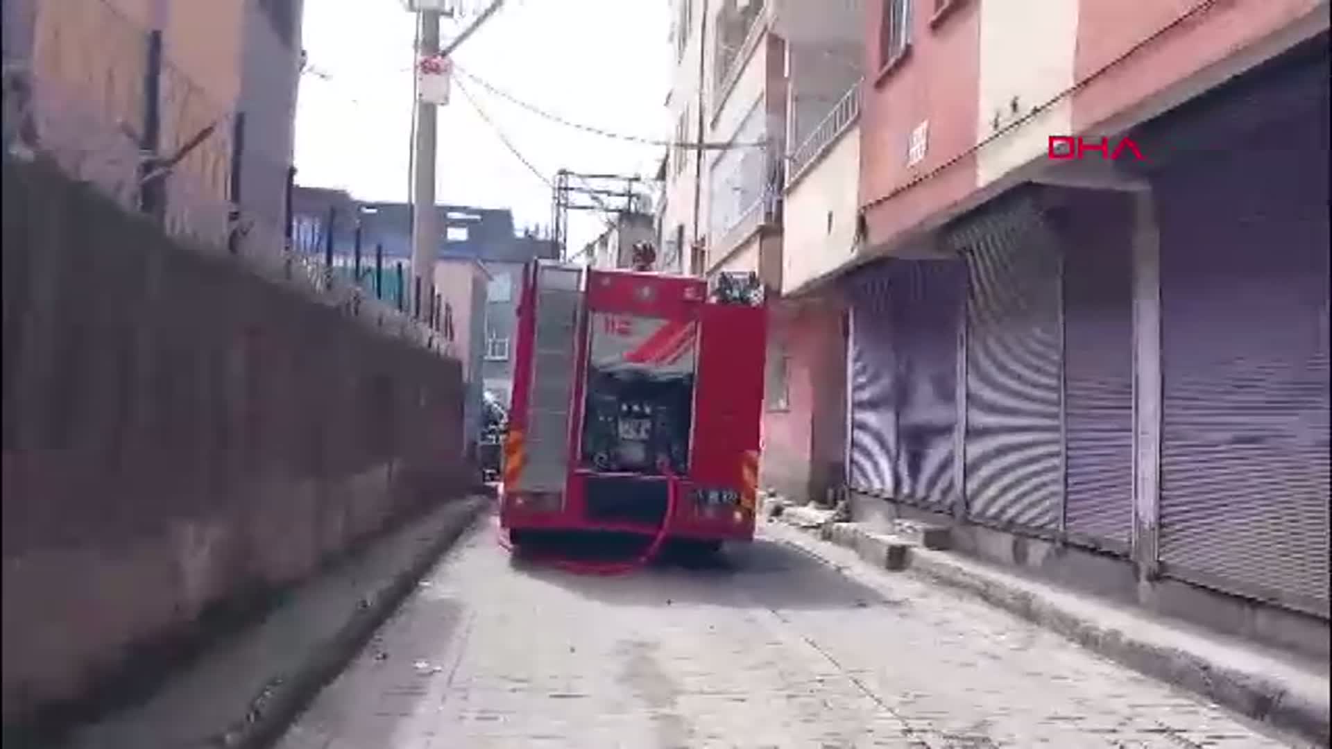 Diyarbakır'da Ev Yangını: 1 Kişi Dumandan Etkilendi