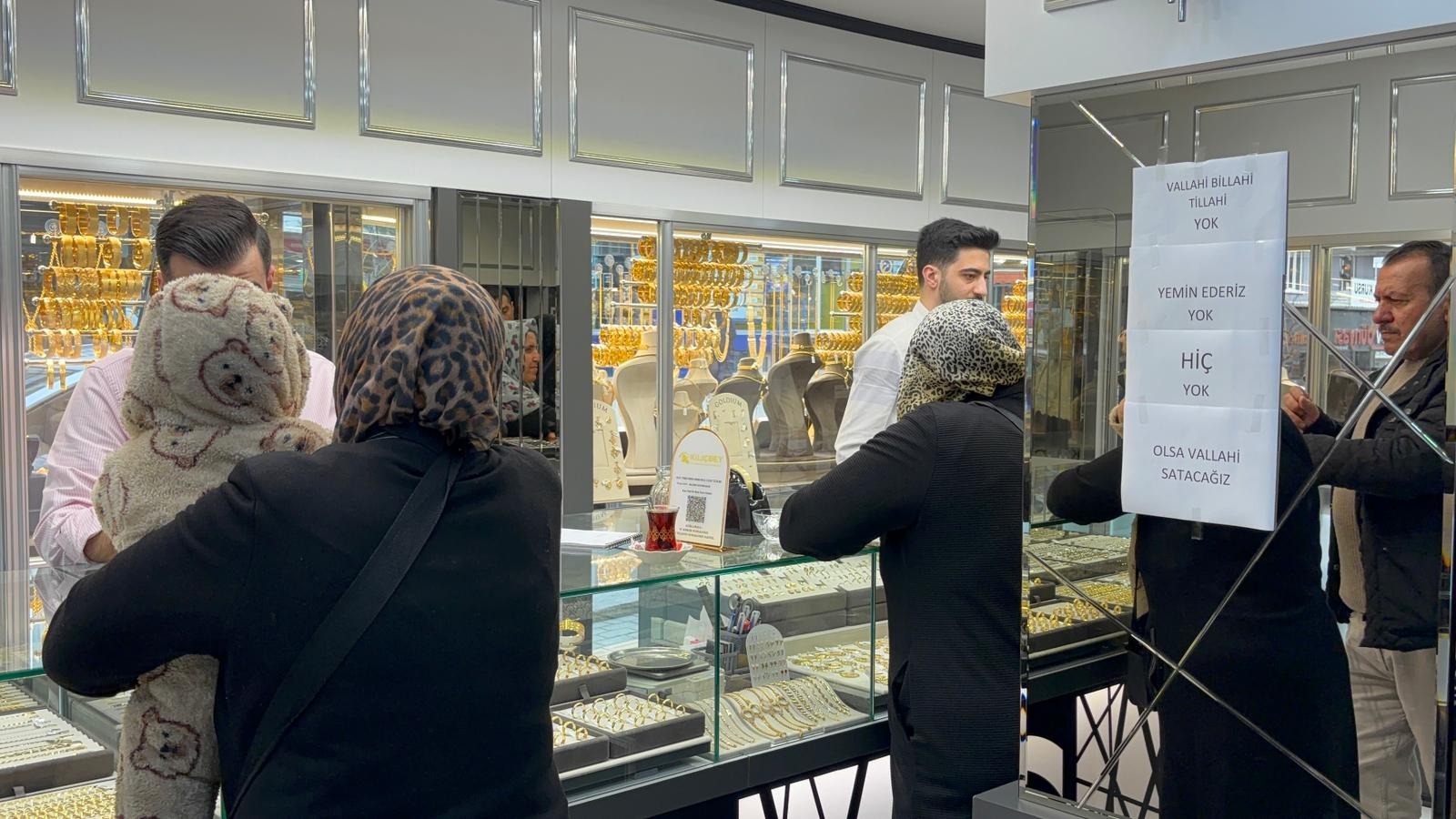 Altın Fiyatlarındaki Düşüş Kuyumcuları Etkiledi