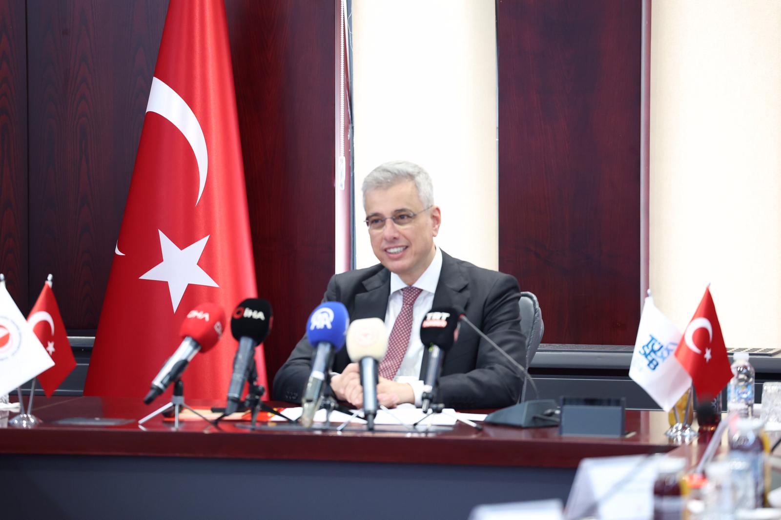 Sağlık Bakanı Memişoğlu: 'Üreten Sağlık Portalı'na 3 Ayda 390 Fikir Toplandı