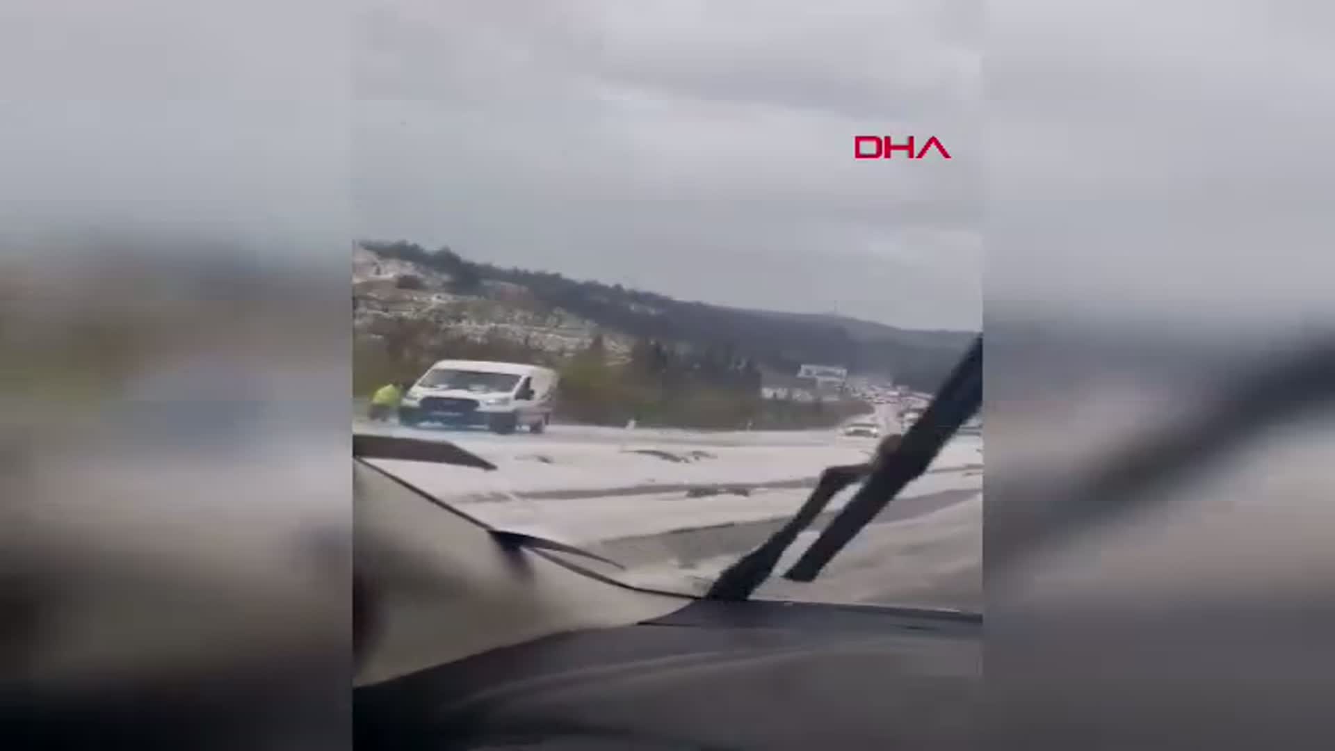 Muğla'da Aniden Bastıran Dolu Yağışı Hayatı Olumsuz Etkiledi