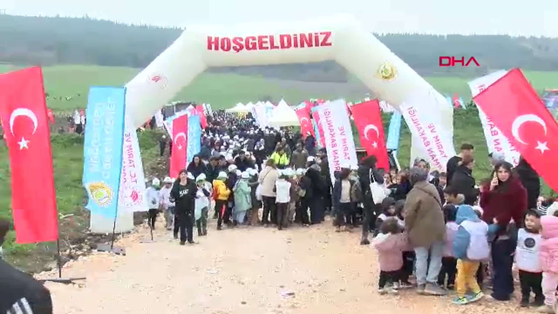 Bursa'da 18 Bin Fidan Toprakla Buluştu