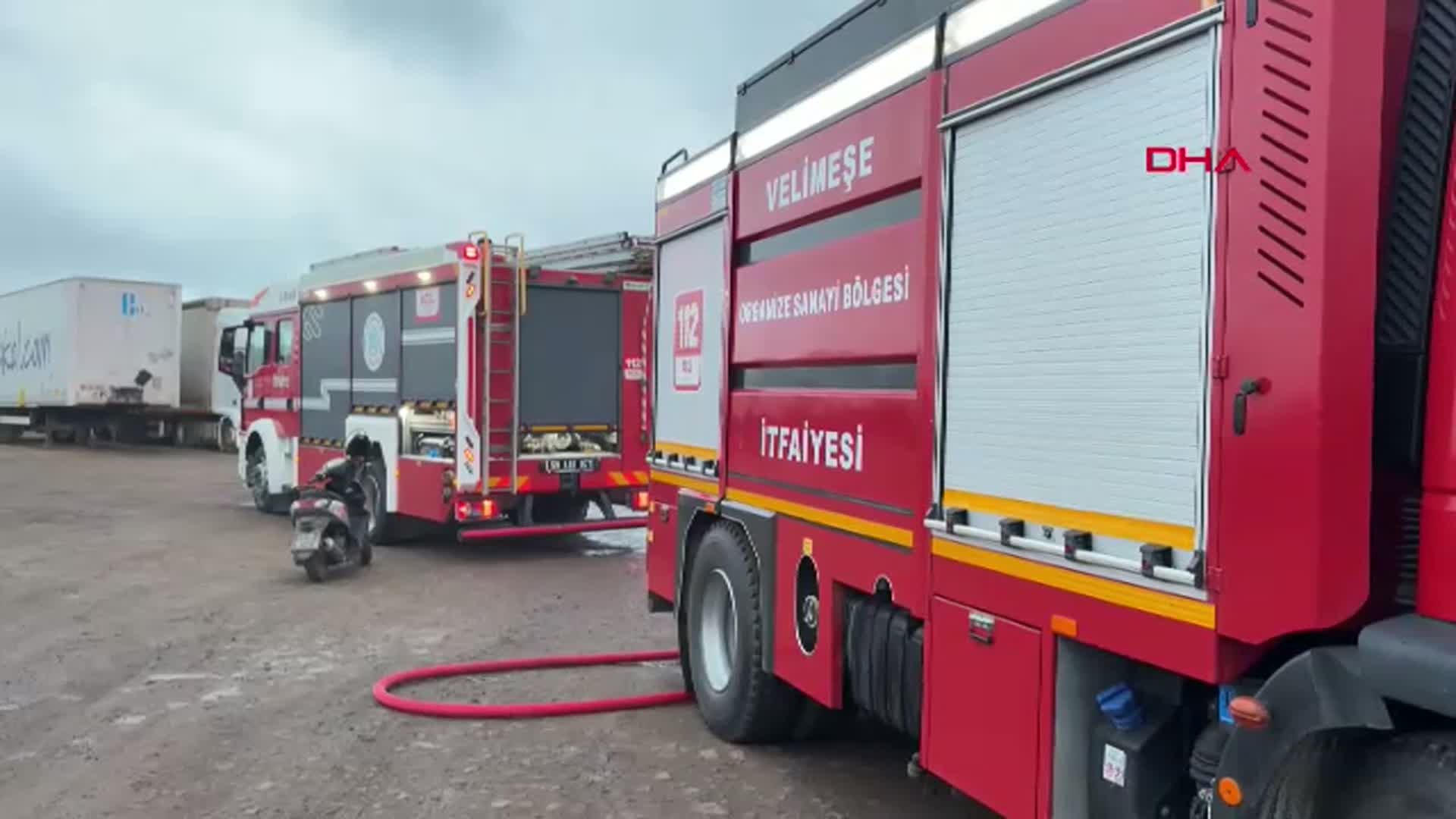 Tekirdağ'da Karton Yüklü TIR'da Yangın Kontrol Altına Alındı