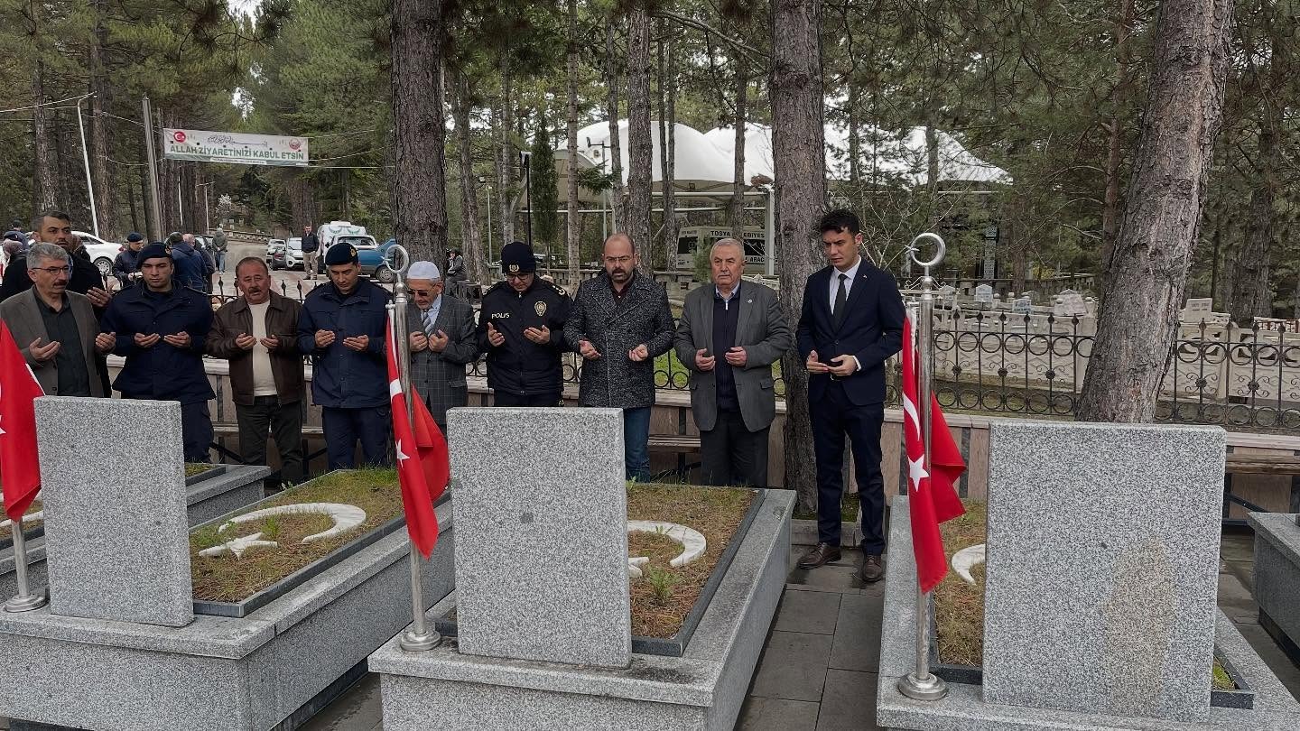 Hava Pilot Teğmen Yavuz Eracar, Dualarla Anıldı