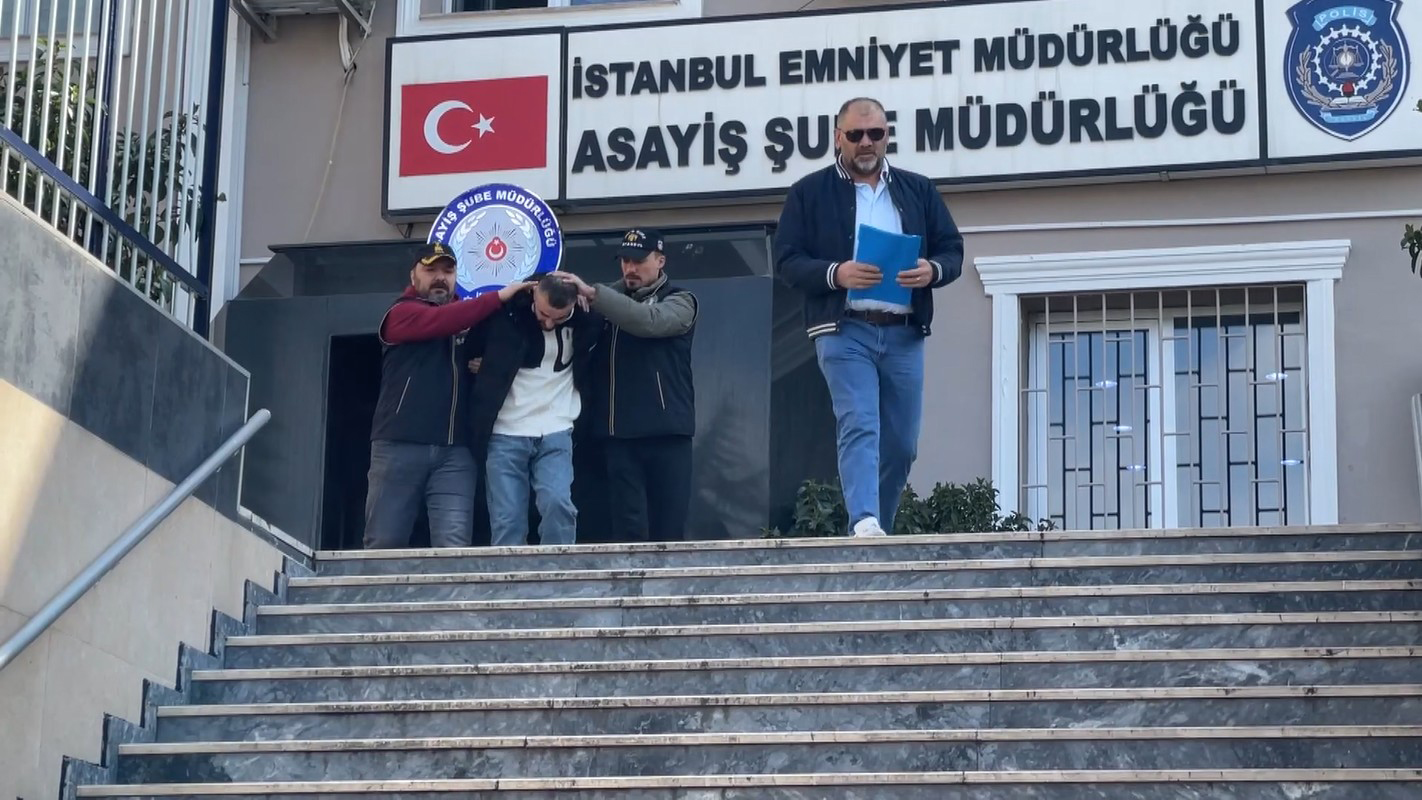 Eyüpsultan'da Alkol Tartışması Kanlı Bitti: Şüpheli Yakalandı