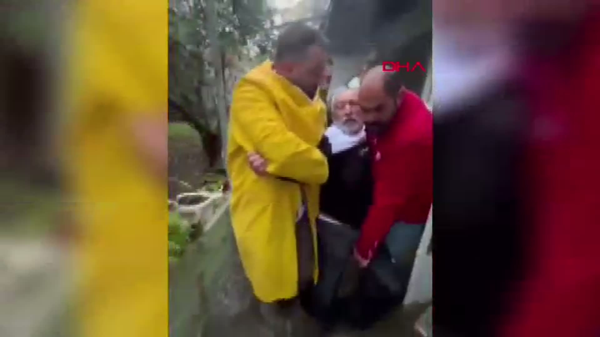 Hatay’da Sağanak ve Dolu Hayatı Olumsuz Etkiliyor