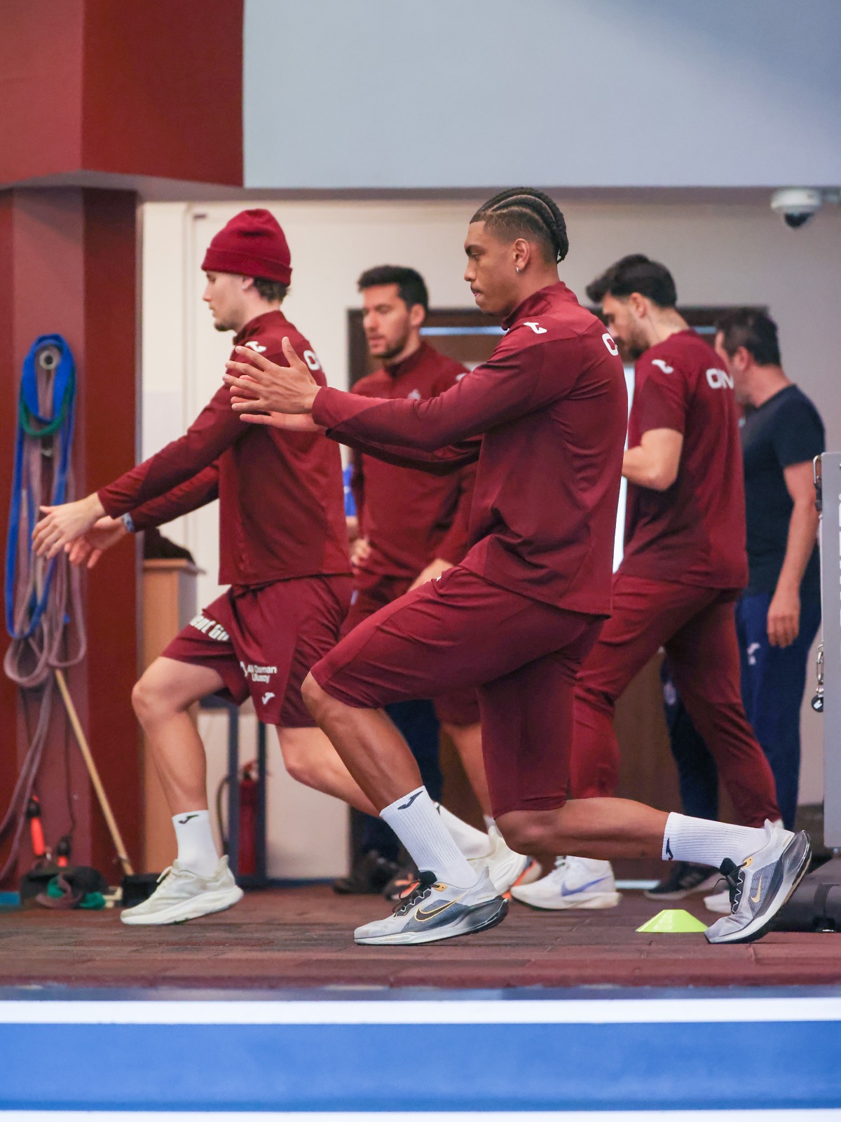 Trabzonspor, Galatasaray Maçına Hazırlıklarını Sürdürüyor