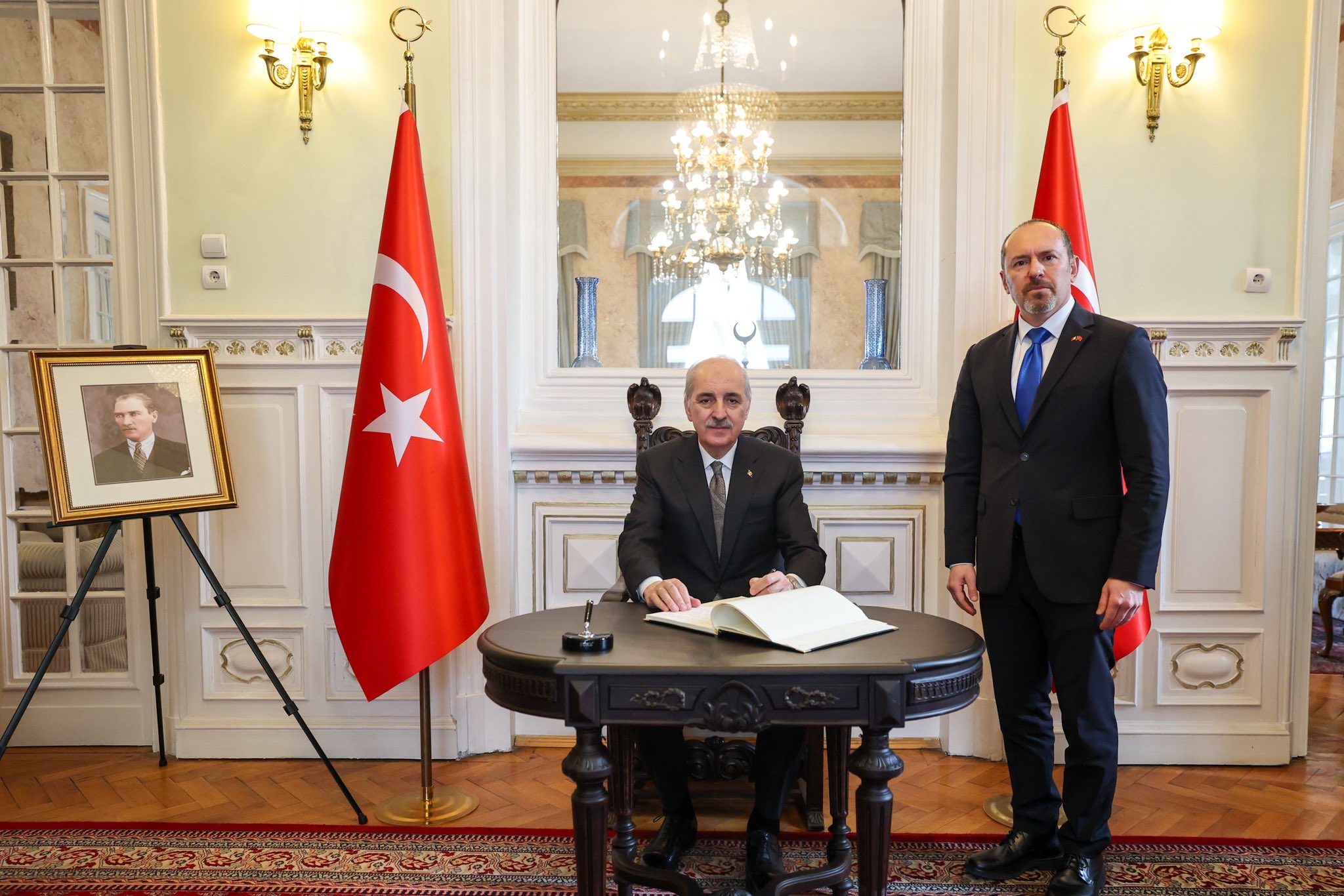 TBMM Başkanı Numan Kurtulmuş Bükreş Büyükelçiliği'ni Ziyaret Etti