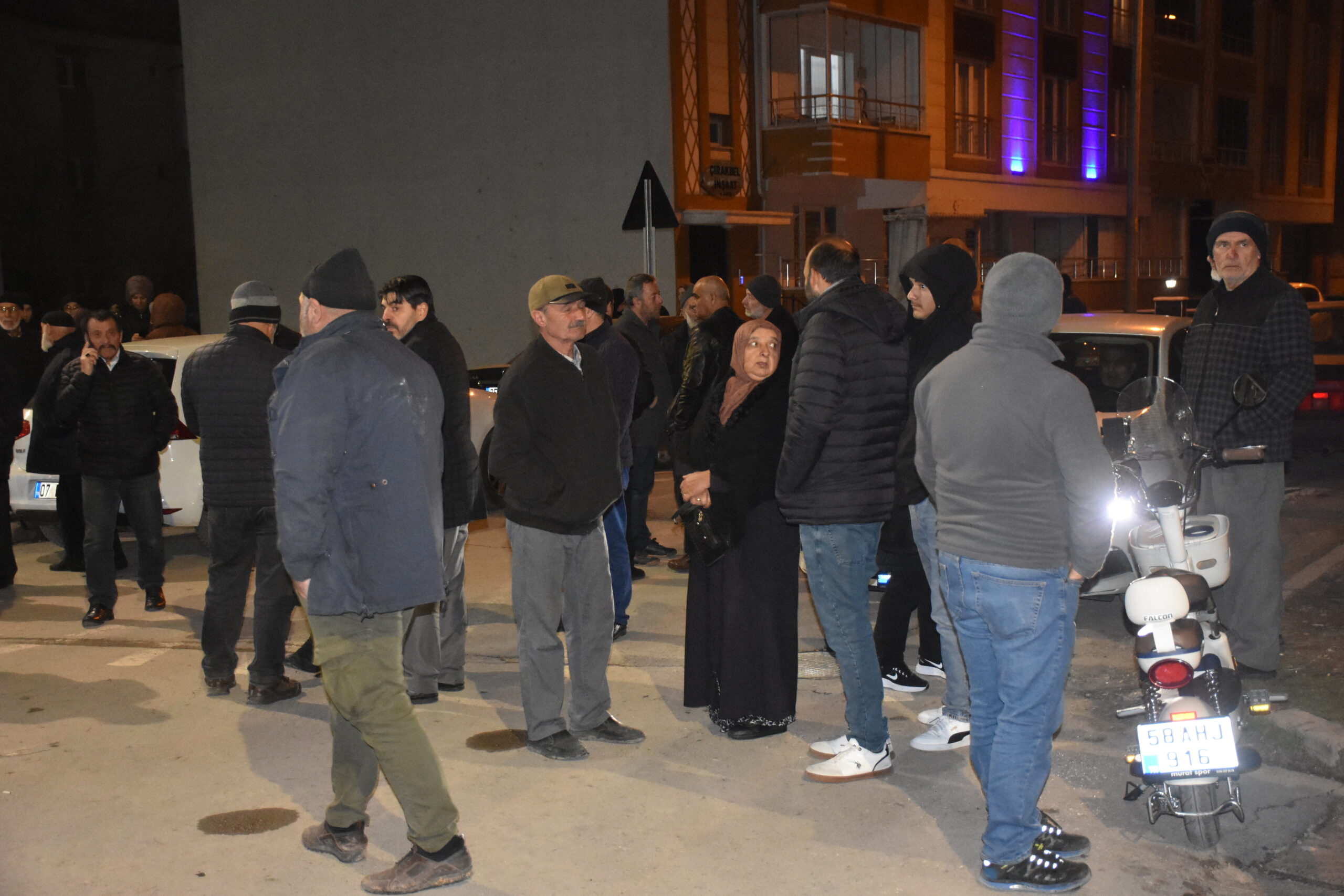 Sivas'ta Umre Dolandırıcılığı Şikayeti: 125 Kişi Polisle Görüştü