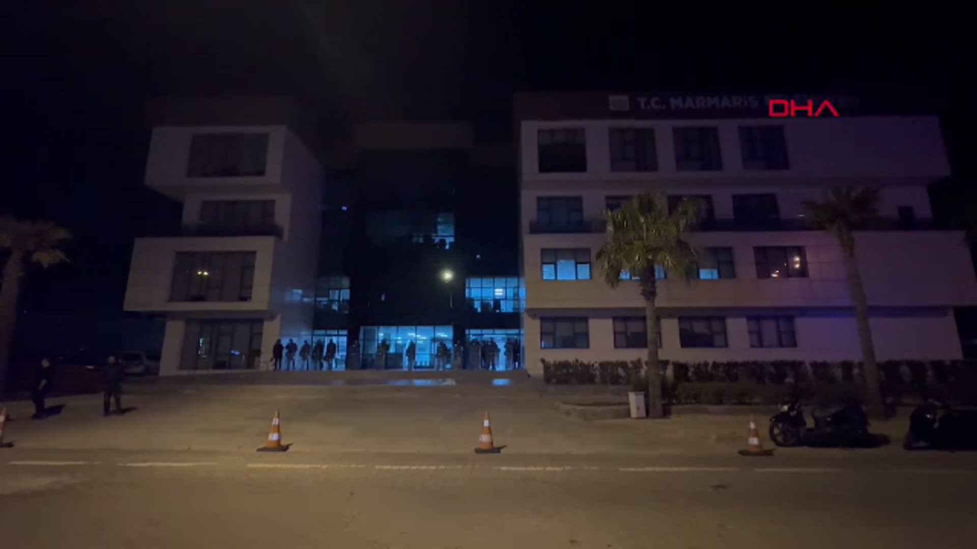 Marmaris Belediyesi'nde Rüşvet Operasyonu: 13 Gözaltı Gerçekleşti