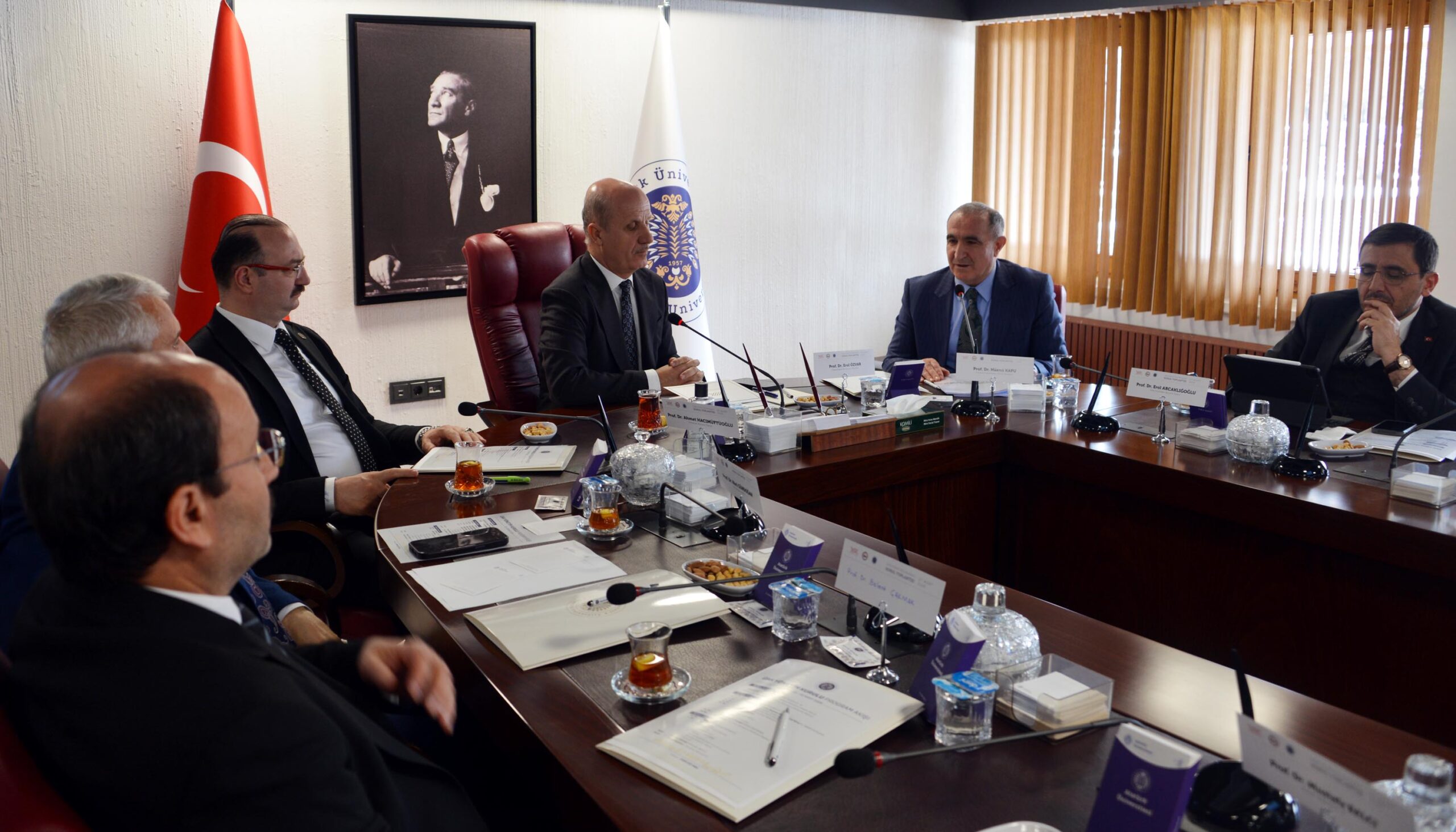 YÖK Başkanı Özvar'dan Eğitime Yenilikçi Yaklaşım: Gerçek Hayat Problemleri ile Temas