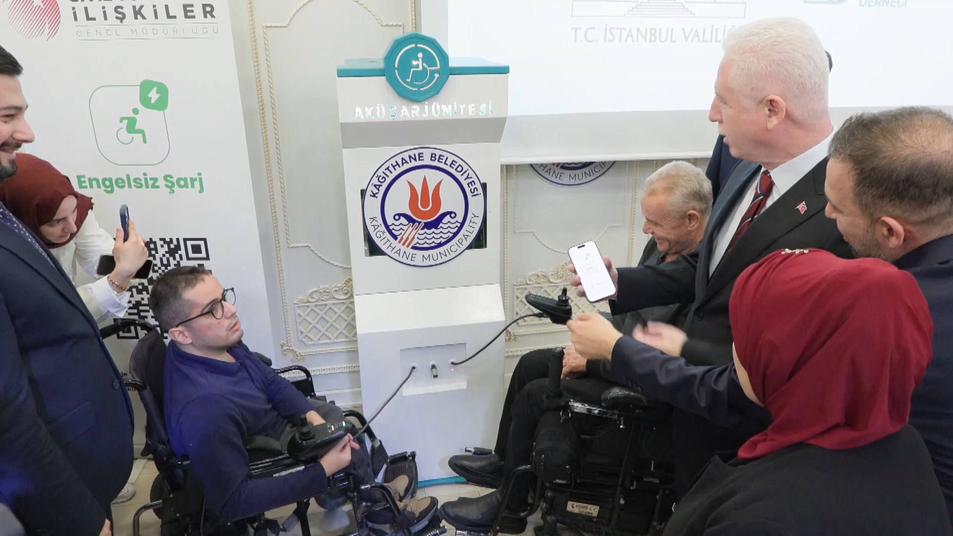 İstanbul'da 'Engelsiz Şarj' Uygulaması Tanıtıldı