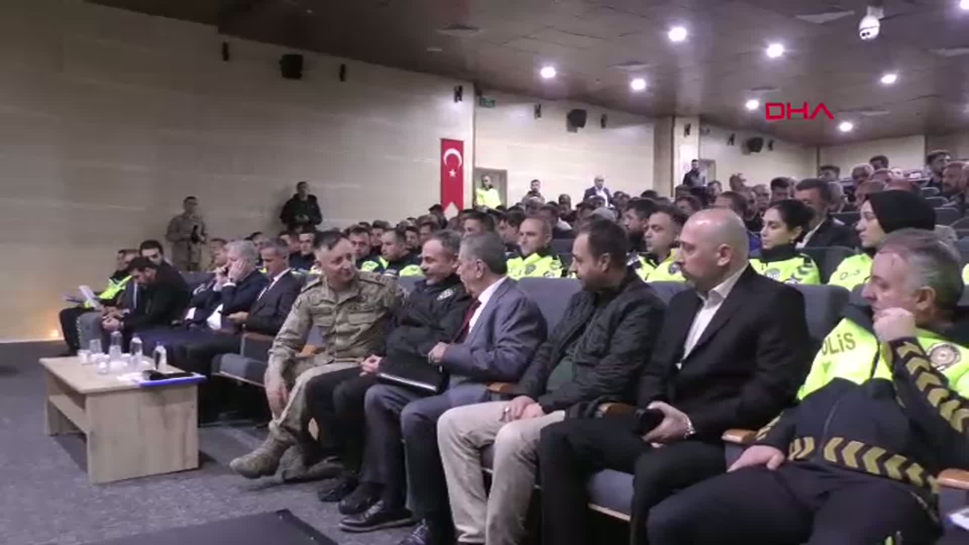 Bingöl'de Yeni Trafik Düzenlemesi Bilgilendirme Toplantısı Gerçekleşti