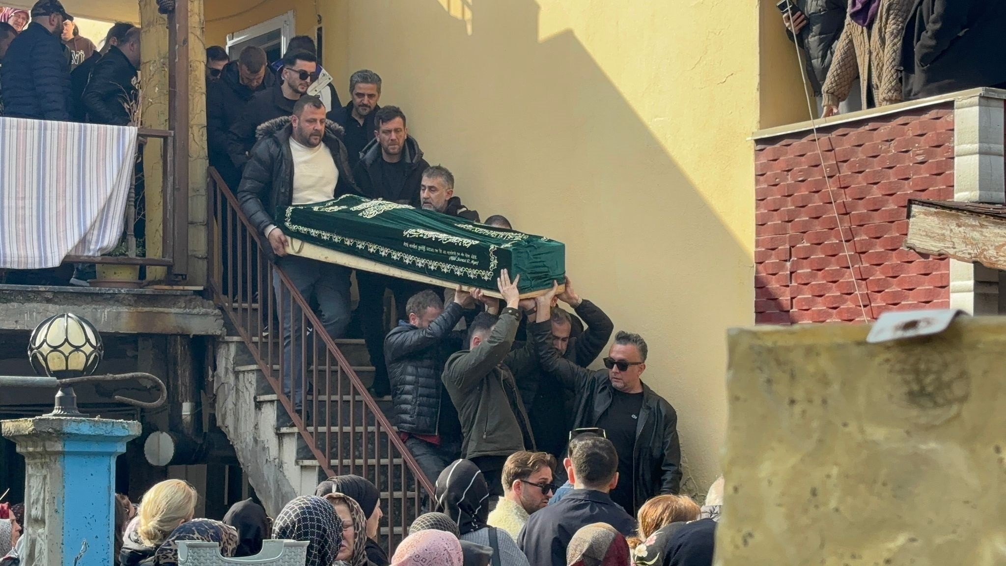 İzmit'te Silahlı Saldırı: 3 Kayıp, 2 Yaralı