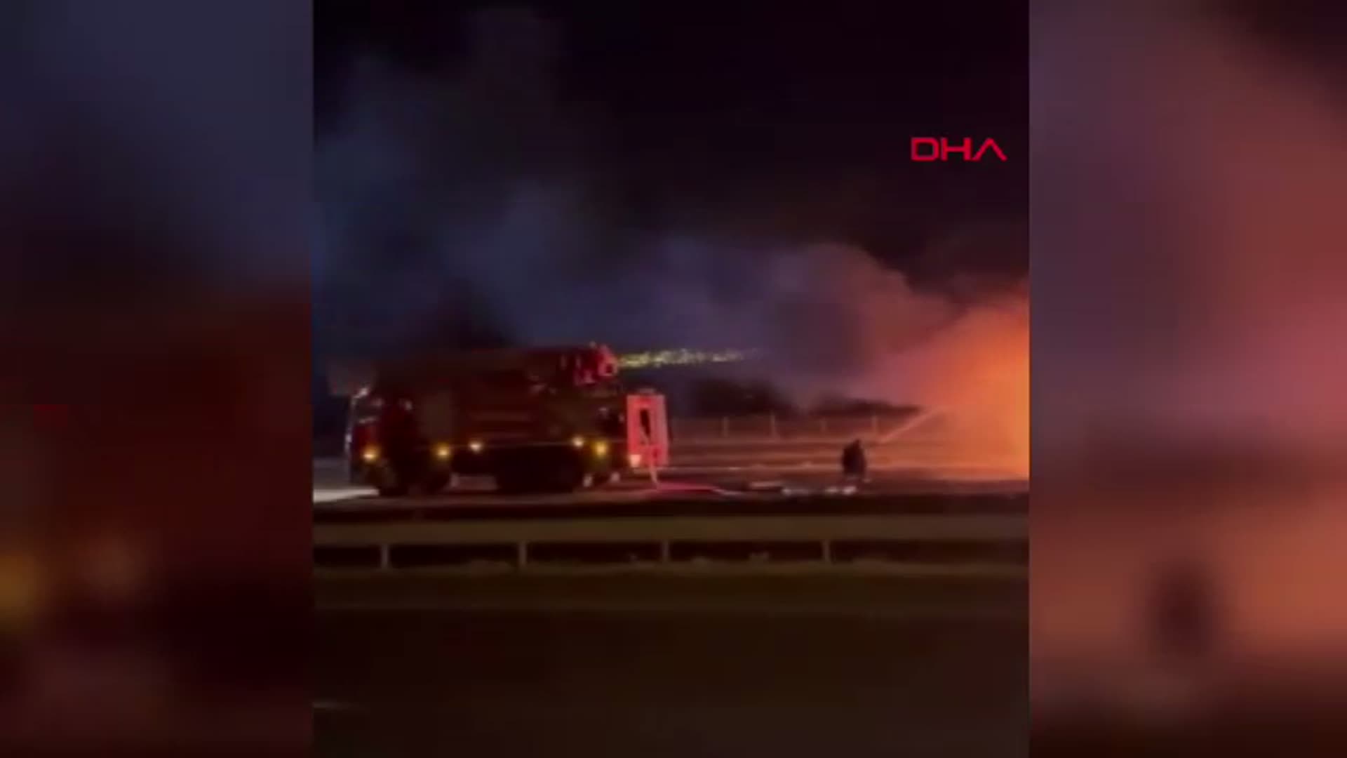Gaziantep'te Seyir Halindeki TIR Yangını