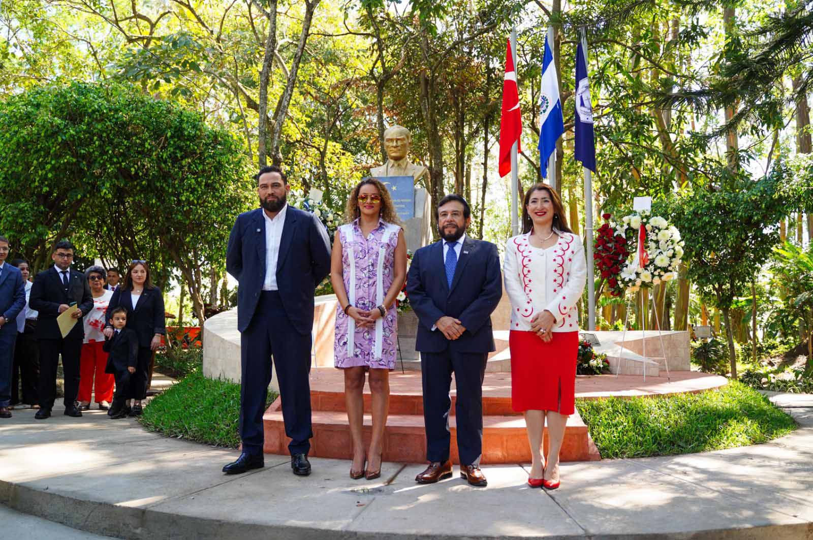 El Salvador'da Türkiye Parkı Resmi Açılışı Gerçekleşti