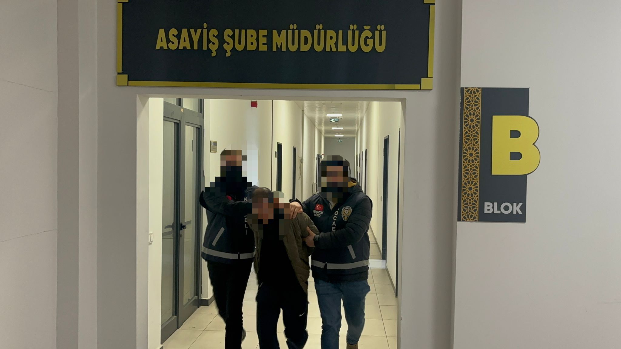 Çayırova'da Alacak-verecek Kavgası: Bir Kişi Bıçaklanarak Öldürüldü