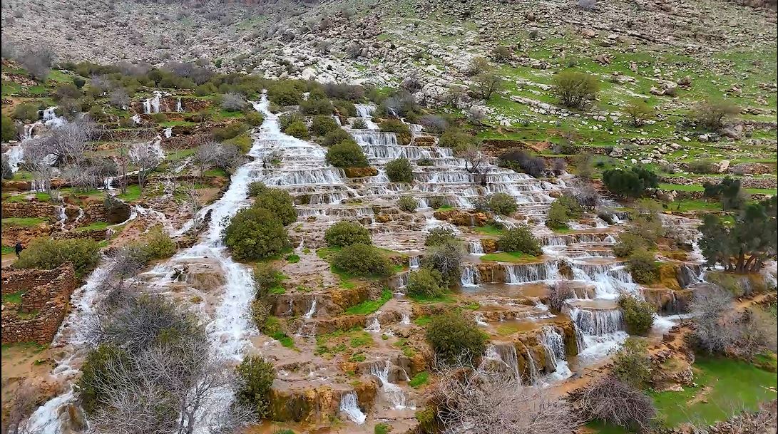 Mardin'in Gizli Cenneti: Başdeğirmen Şelalesi