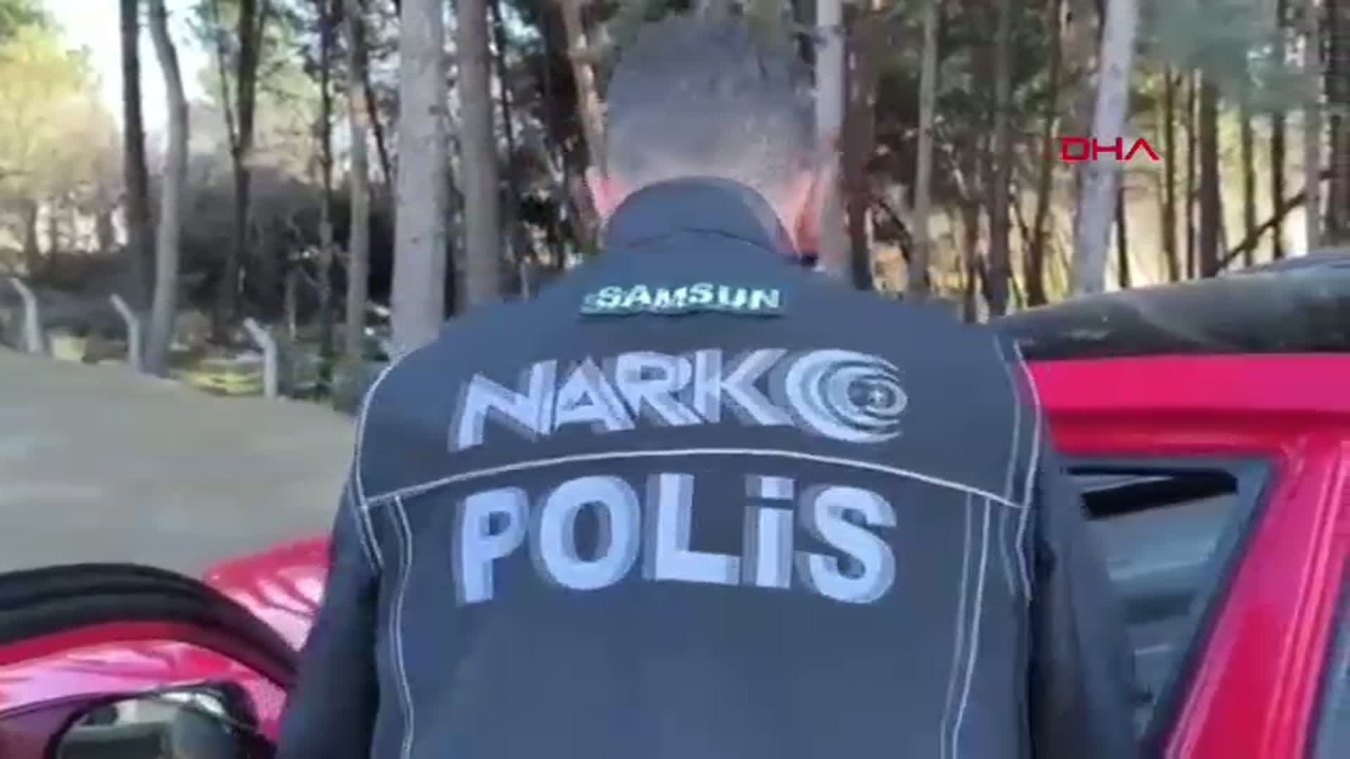Samsun'da Uyuşturucu Operasyonu: Teybin Arka Bölümünde Ele Geçirildi