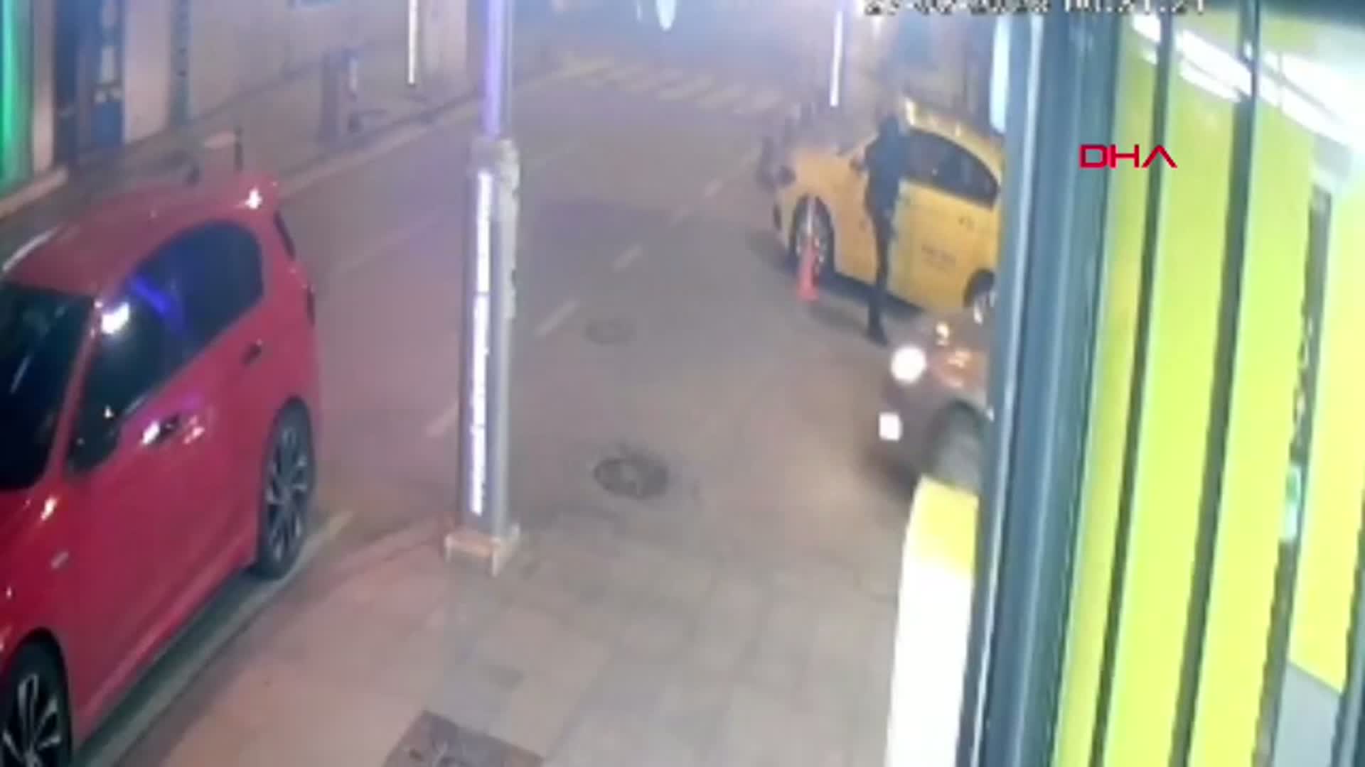 Kocaeli'de Eğlence Mekanına Silahlı Saldırı: 9 Gözaltı