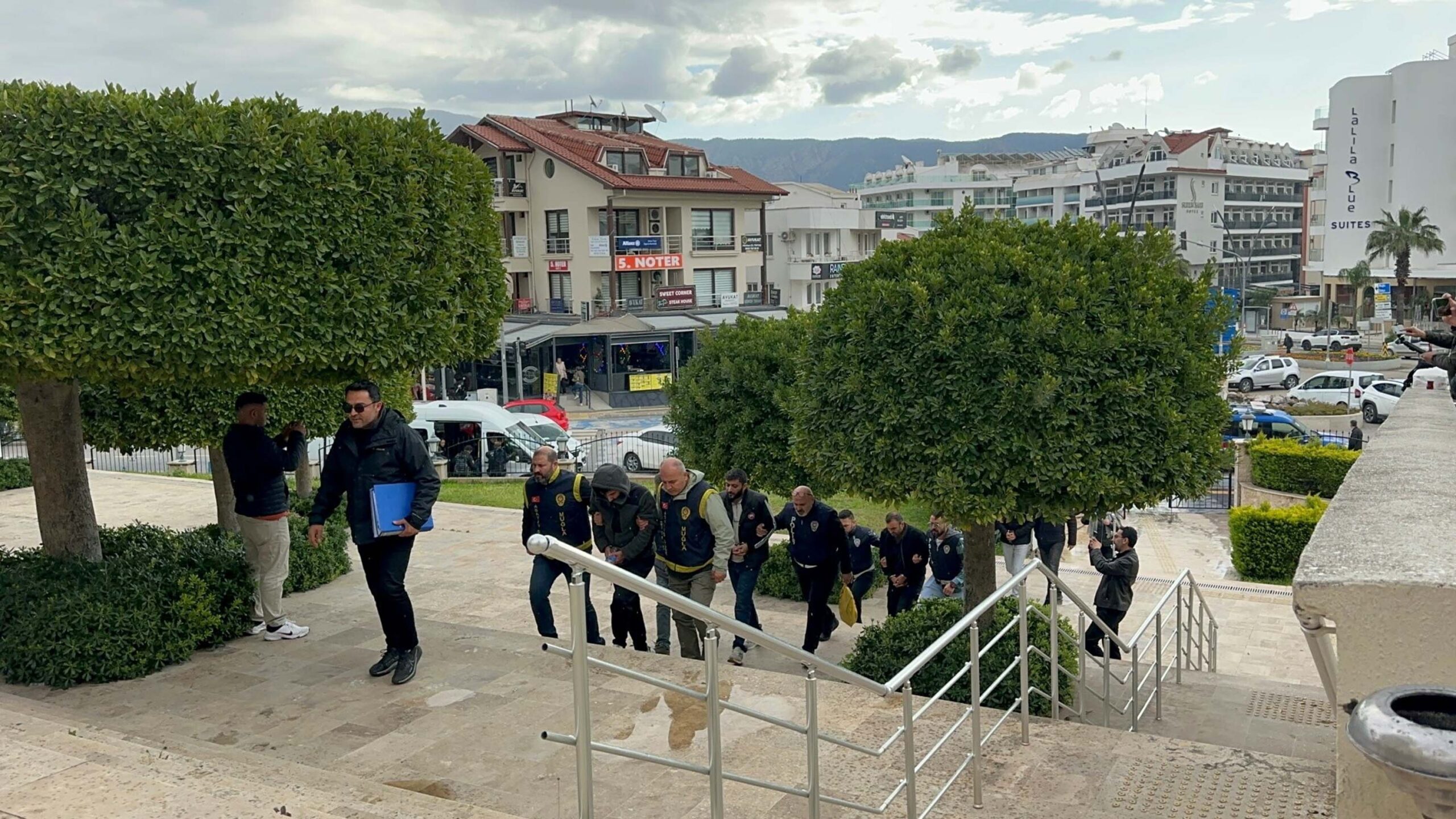 Marmaris'te Kart Dolandırıcılığına Geçit Yok: 4 Şüpheli Tutuklandı
