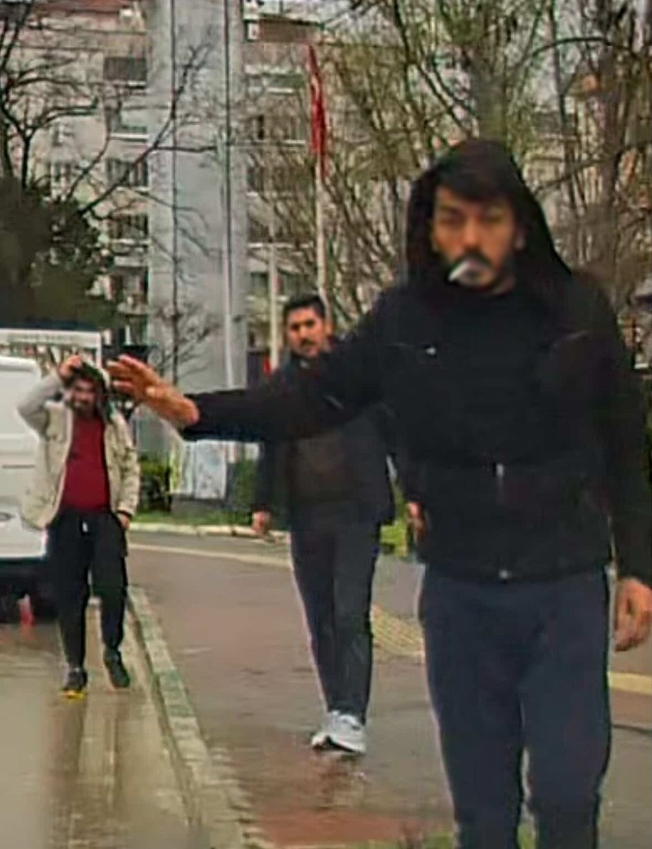 Bursa'da Trafik Tartışması: Minibüsten İnen 3 Kişi Sürücüye Saldırdı
