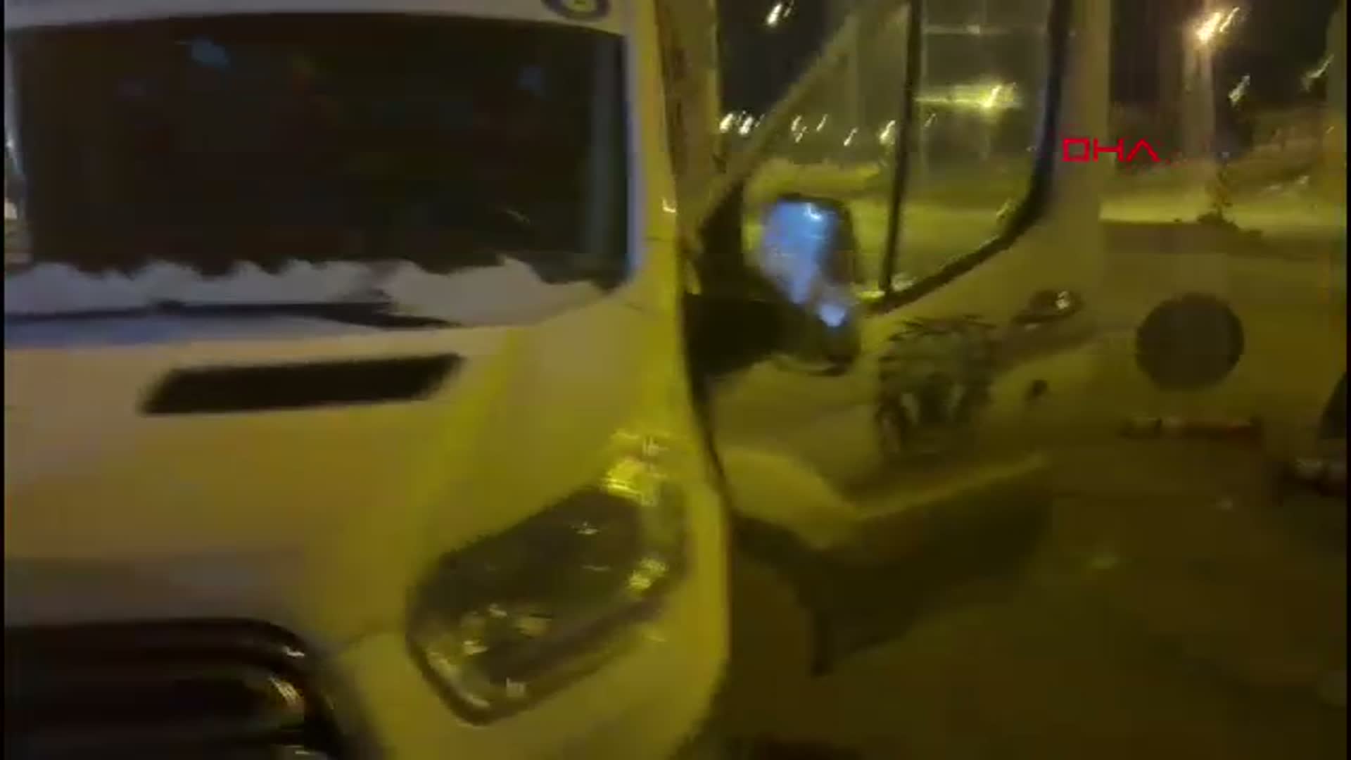Kars'ta Durdurulan Kamyonette 12 Kaçak Göçmen Yakalandı
