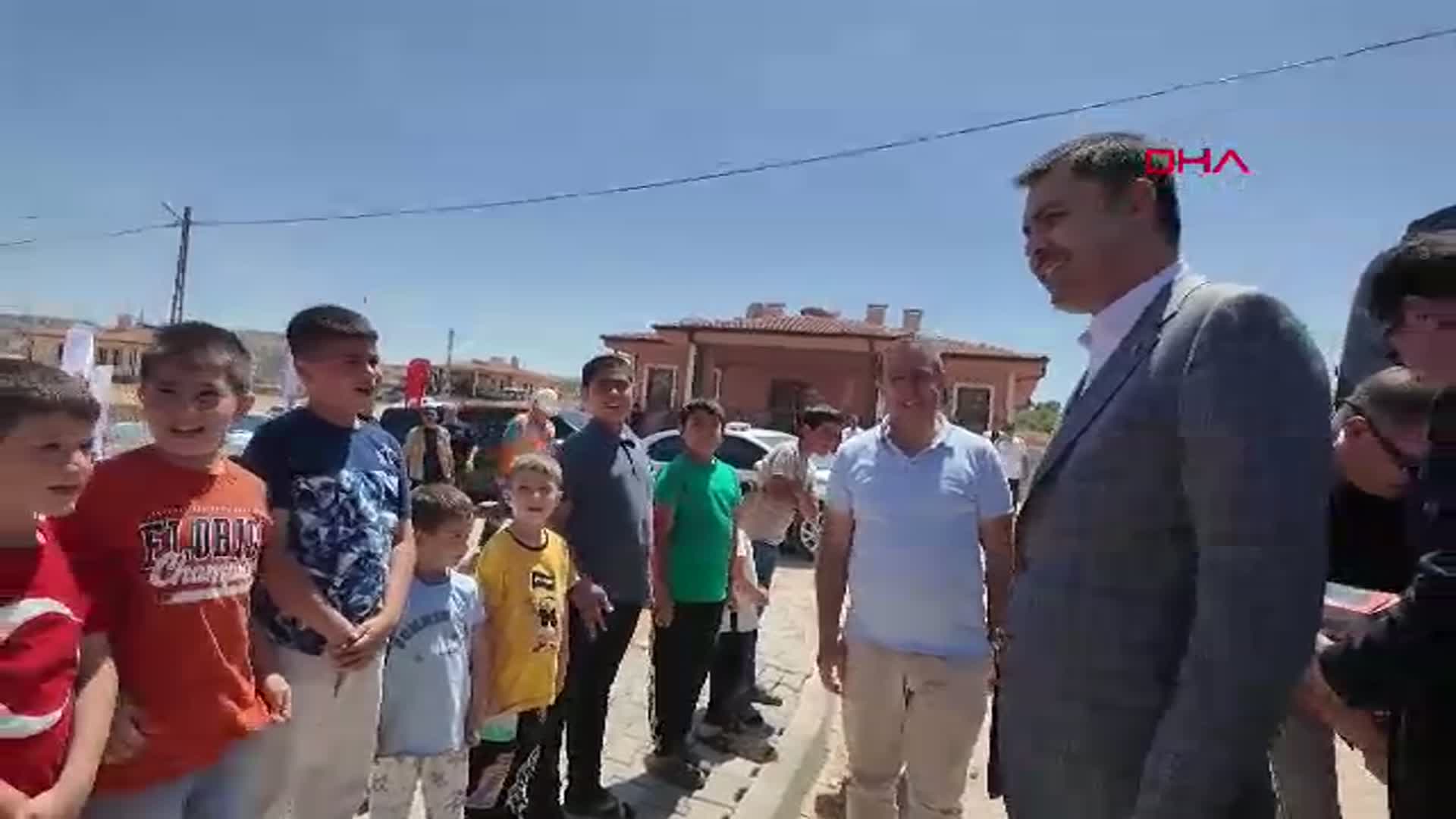 Depremzede Çocuklar Halı Sahayla Mutluluğa Kavuştu
