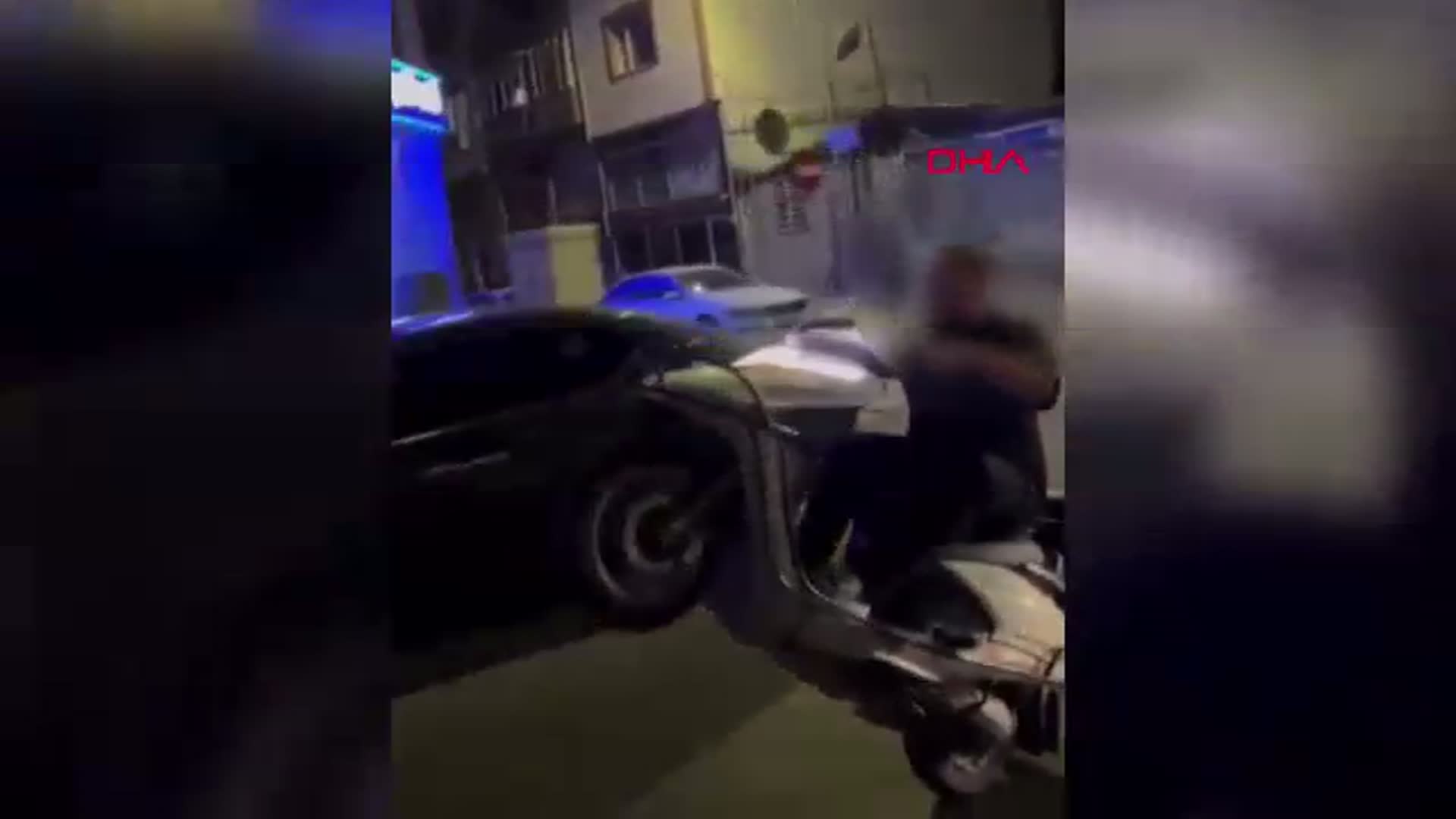 Tekirdağ'da Motosiklet Sürücüsünden Tehlikeli Tek Teker Performansı