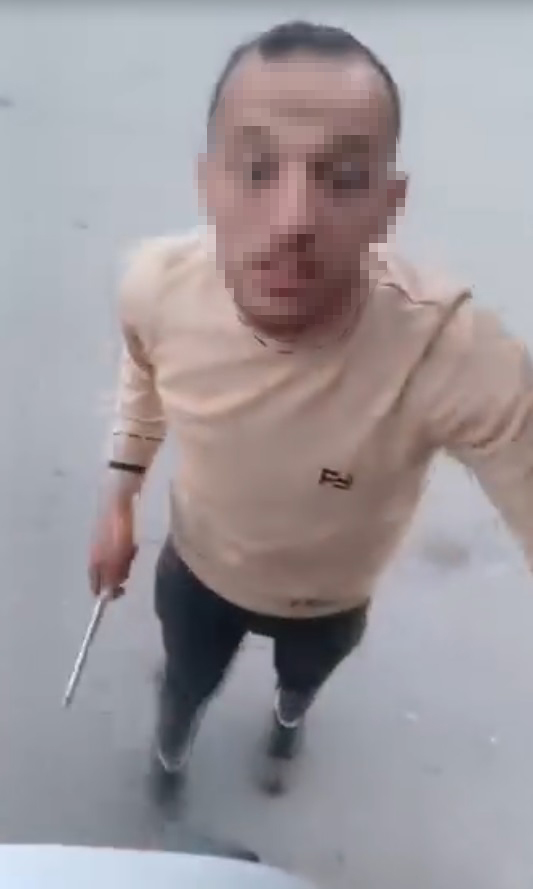 TIR Şoförü, Kaza Sonrası Meslektaşının Aracına Saldırdı