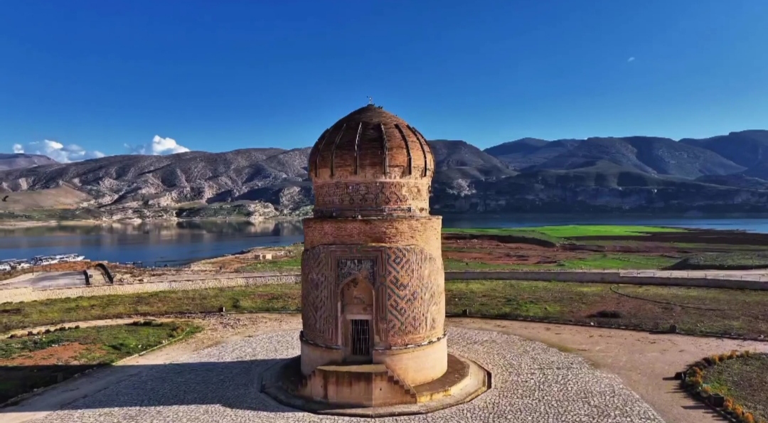 Hasankeyf’in Tarihi Güzellikleri Dronla Gökyüzünden Görüntülendi