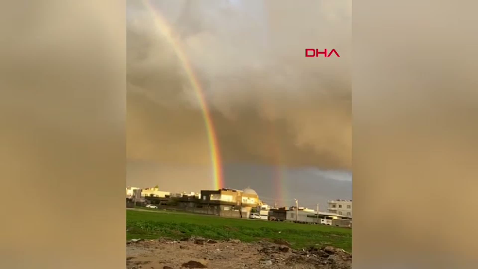 Nusaybin'de Yağmur Sonrası Gökkuşağı Şahane Manzaralar Sunuyor