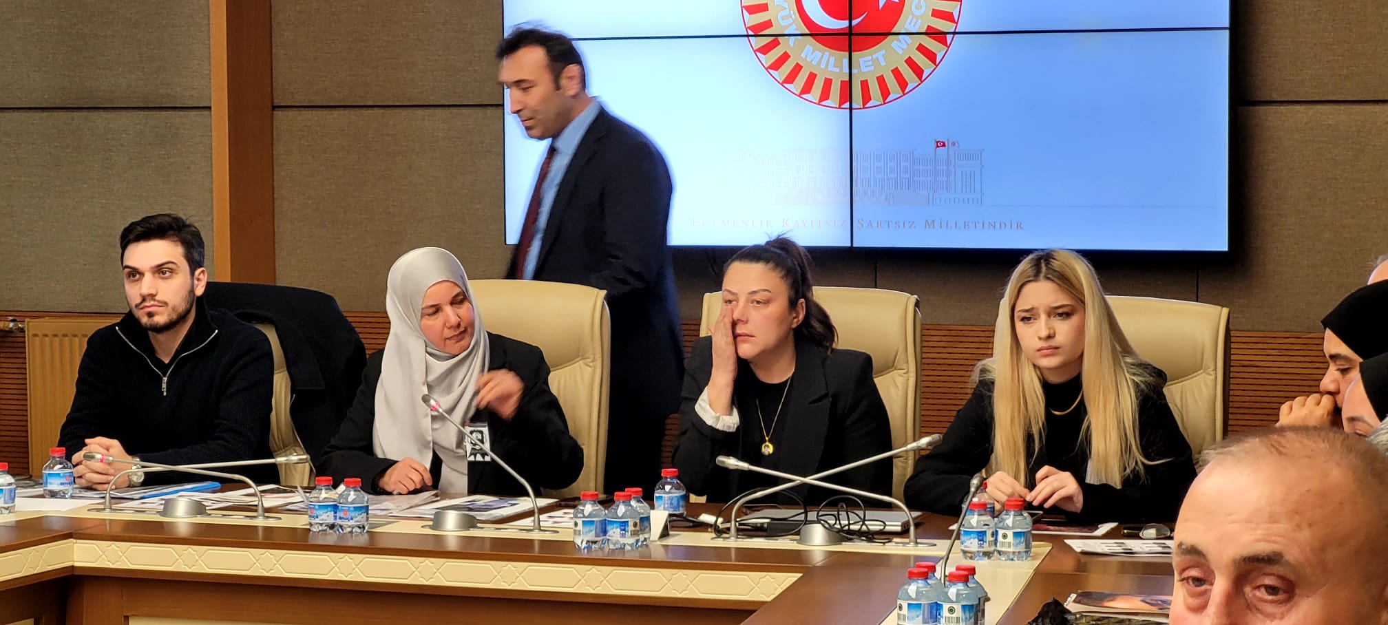 TBMM Suça Sürüklenen Çocuklara İlişkin Araştırma Komisyonu, Mağdur Ailelerle Bir Araya Geldi