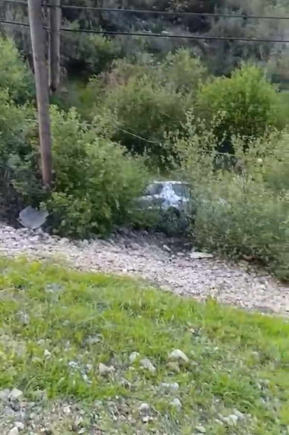 Mersin’de Otomobil Şarampole Devrildi: 1 Kişi Hayatını Kaybetti, 1 Yaralı