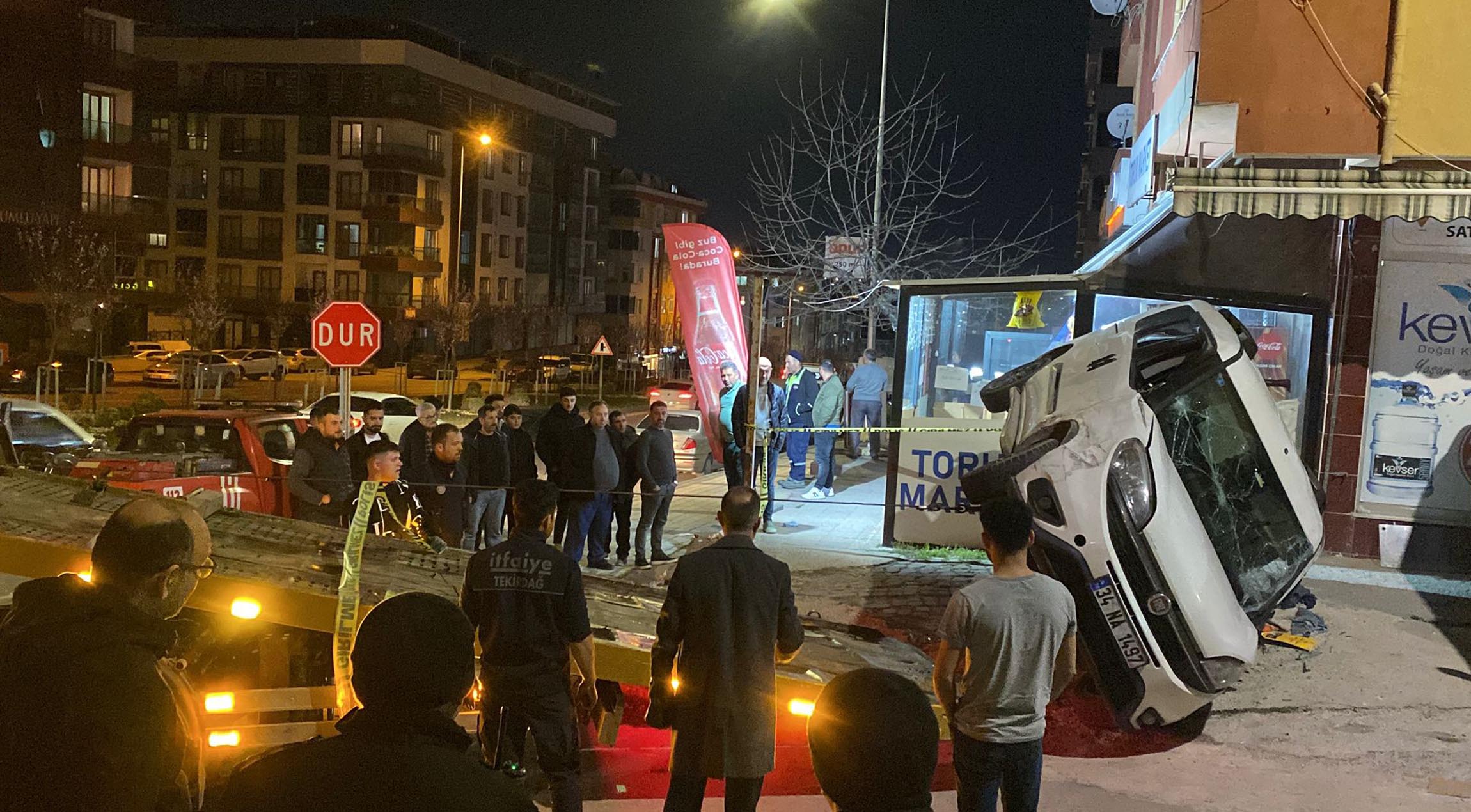 Kontrolden Çıkan Otomobil 5 Araca Çarptı, Takla Attı: 2 Yaralı