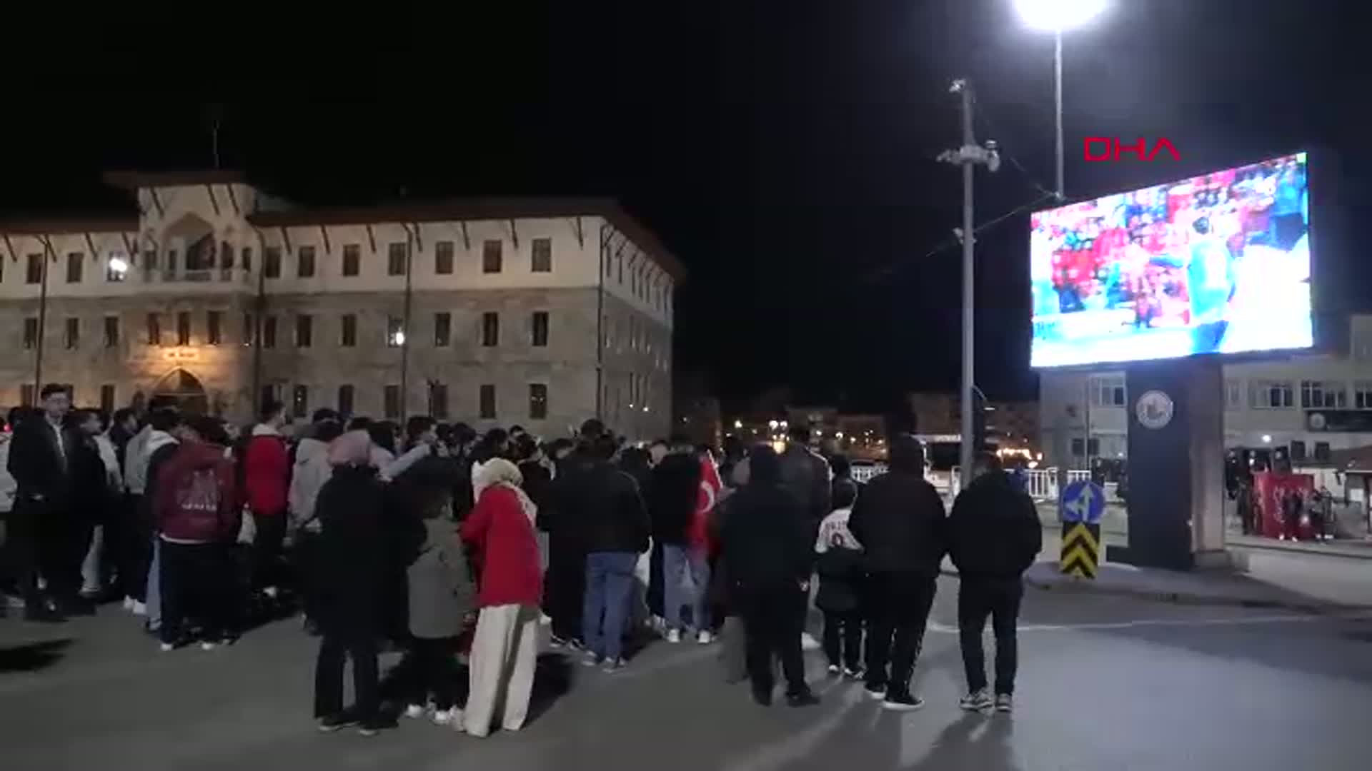 Sivas'ta Dünya Kupası Sevinci: A Milli Takım Coşkuyla Kutlandı